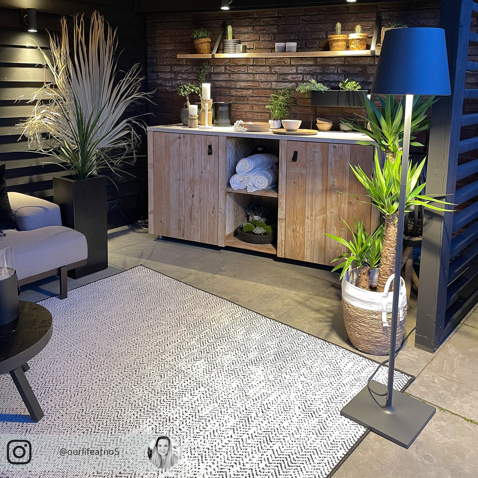 Andrei Buiten Vloerlamp Dark Grey - Lucande
