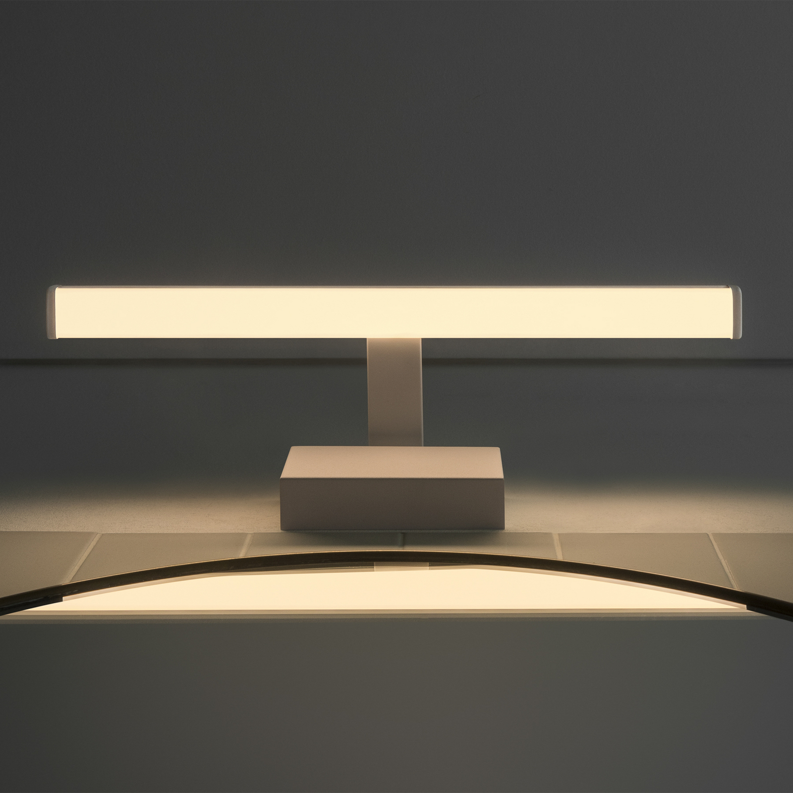 IDEAL LUX LED sienas lampa „Alma“, balta, metāla, platums 81 cm IDEAL LUX LED sienas lampa „Alma“, balta, metāla, platums 81 cm