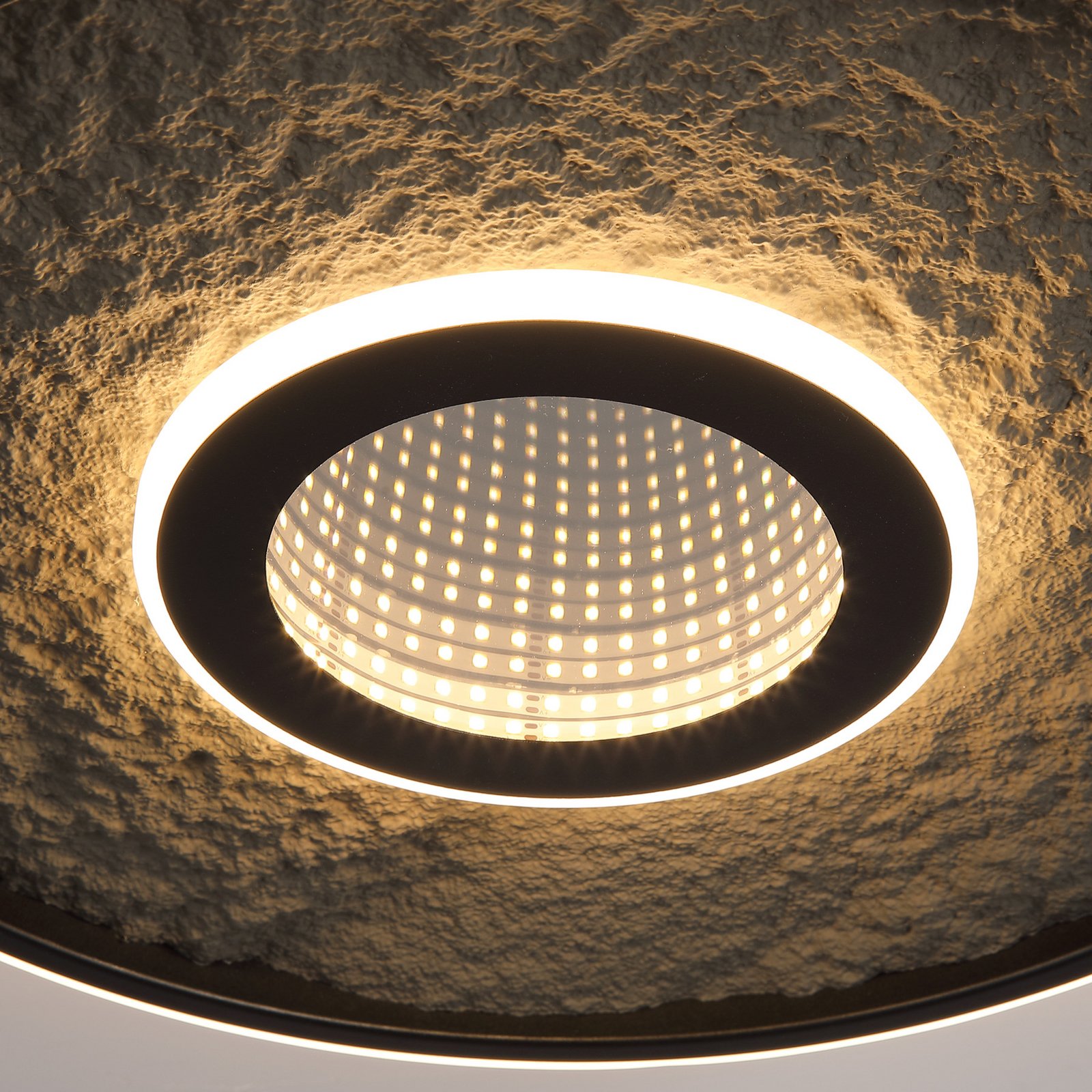 Plafón LED Lumadisc, negro, Ø 41 cm, metal/silicona