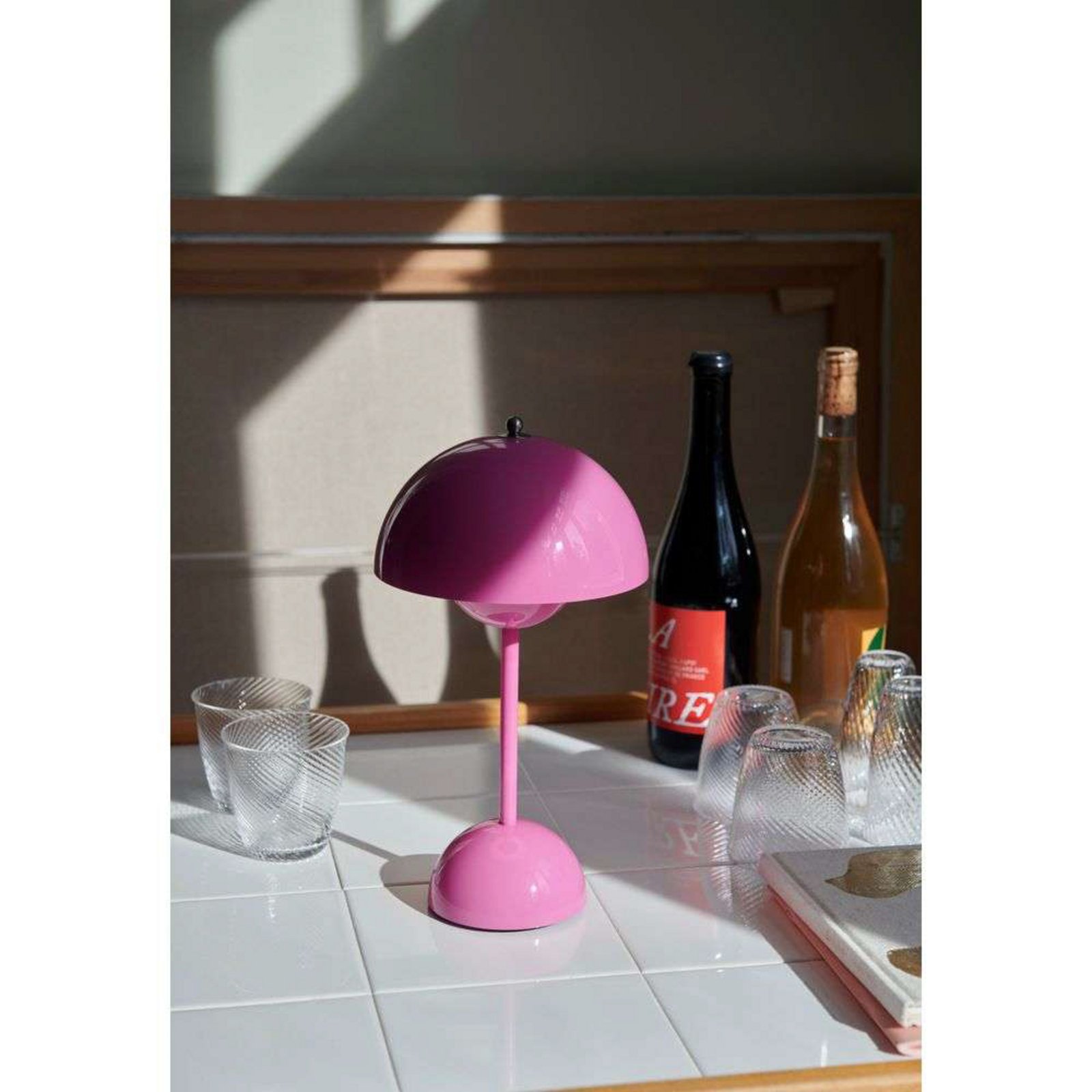 Flowerpot VP9 Portable Table Lamp Tangy Pink - &Tradition