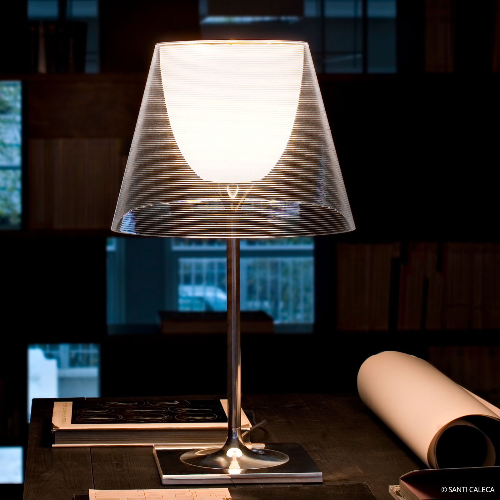 FLOS KTribe T2 Tischleuchte mit Doppelschirm