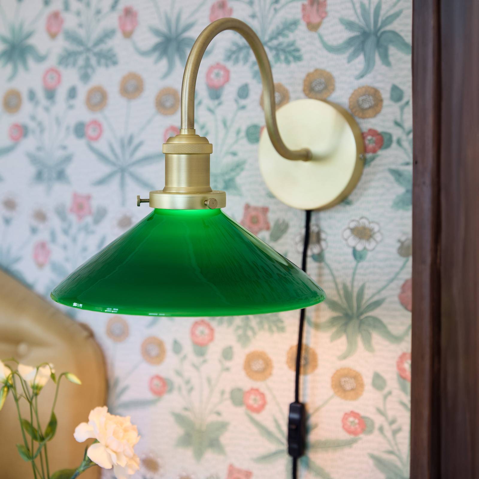Pr home axel fali lámpa, sárgaréz színű, zöld üvegárnyékolóval