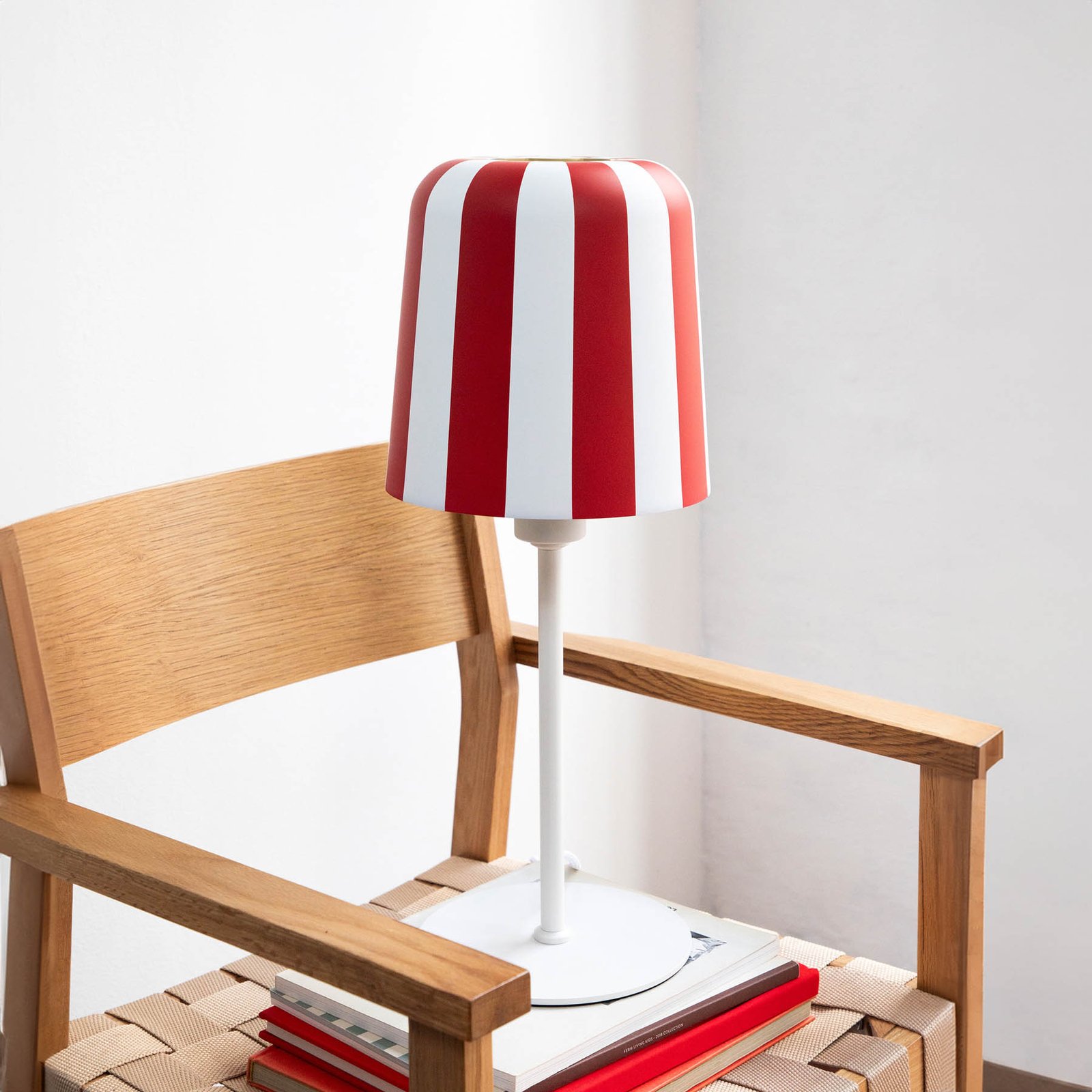 Dyberg Larsen table lamp Gry, red/white, height 49.5 cm, metal