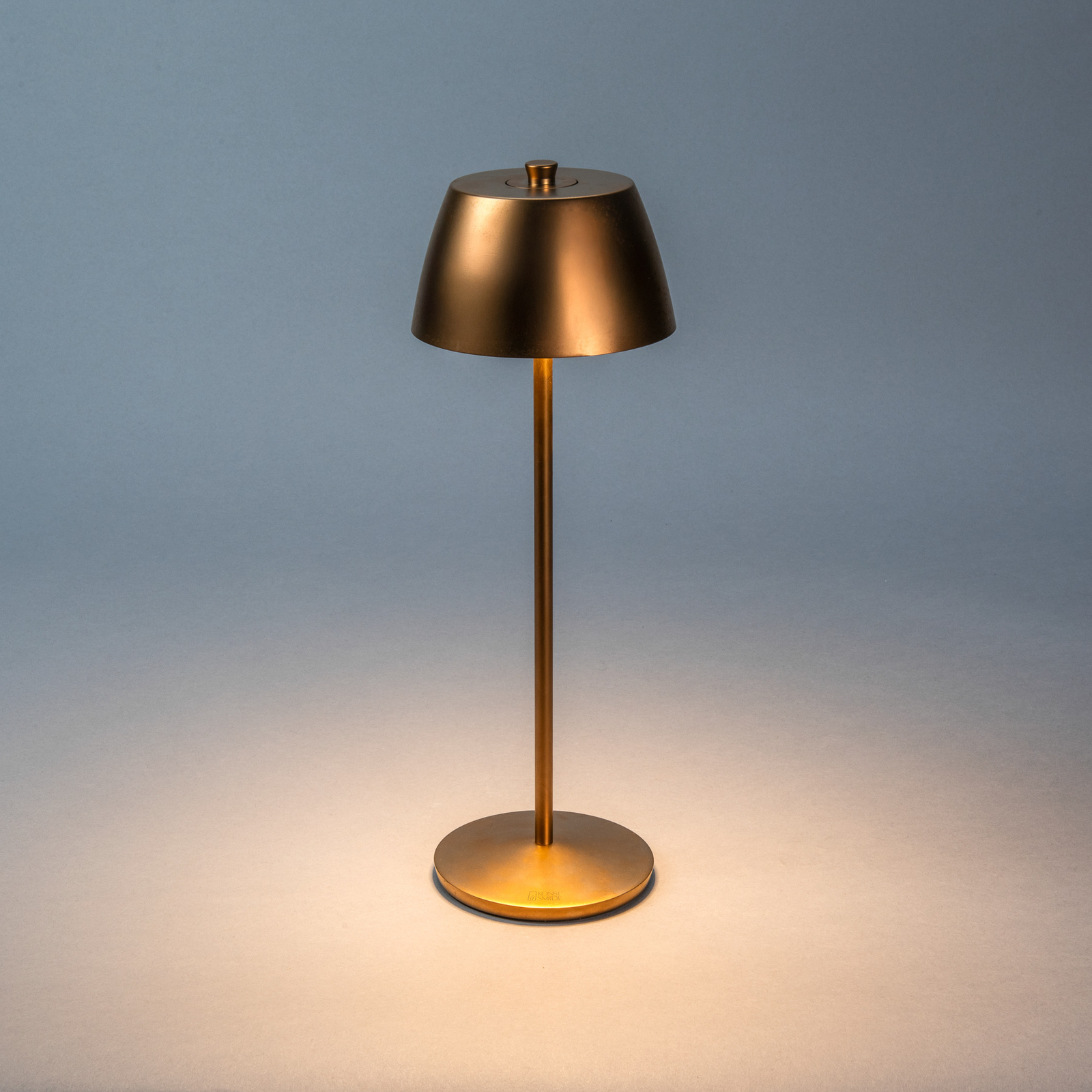 LED tafellamp Eze, mat koper, 32 cm, IP54, USB