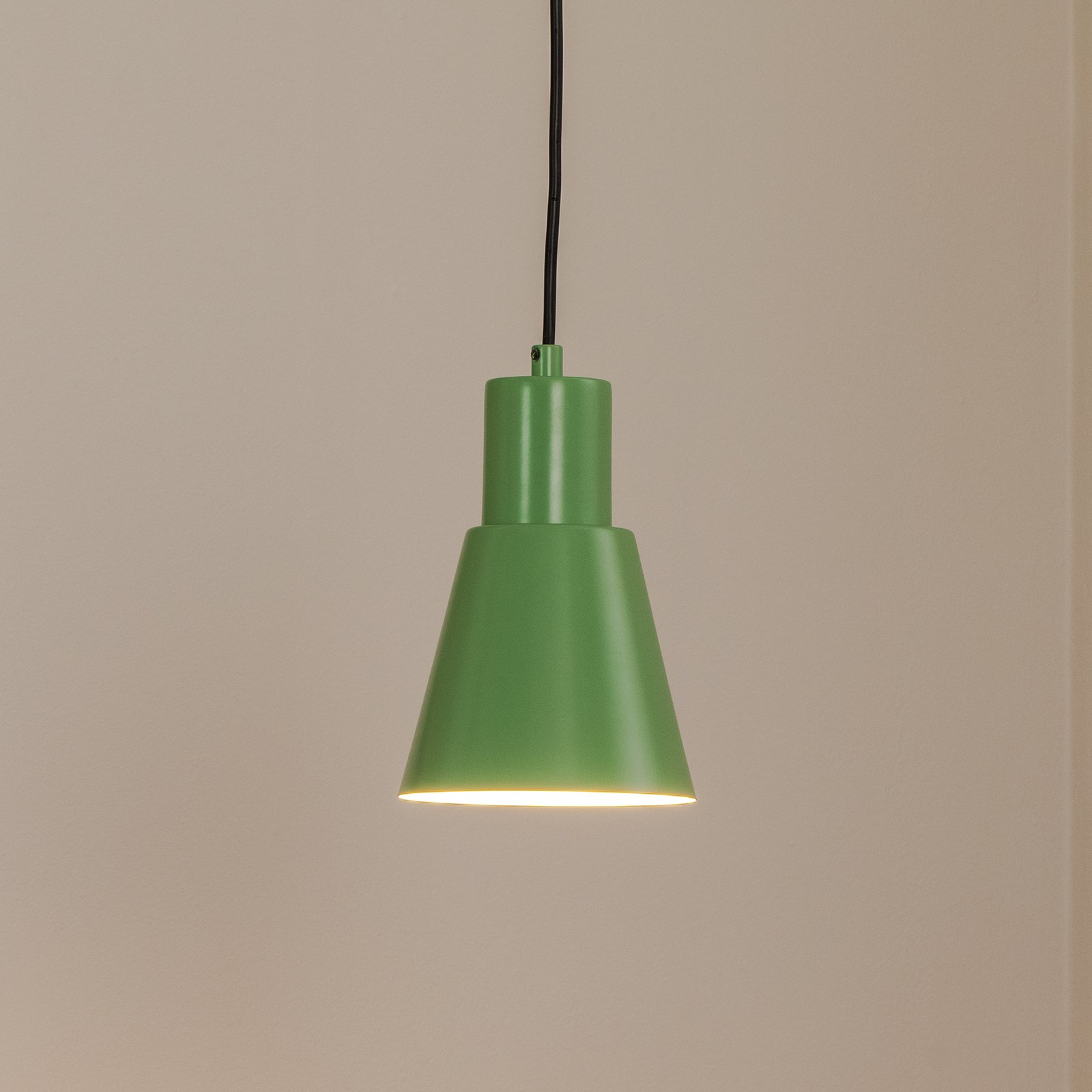 Piekaramā lampa Konikkem, mīkstā zaļā krāsā, metāls, Ø 14 cm, E27