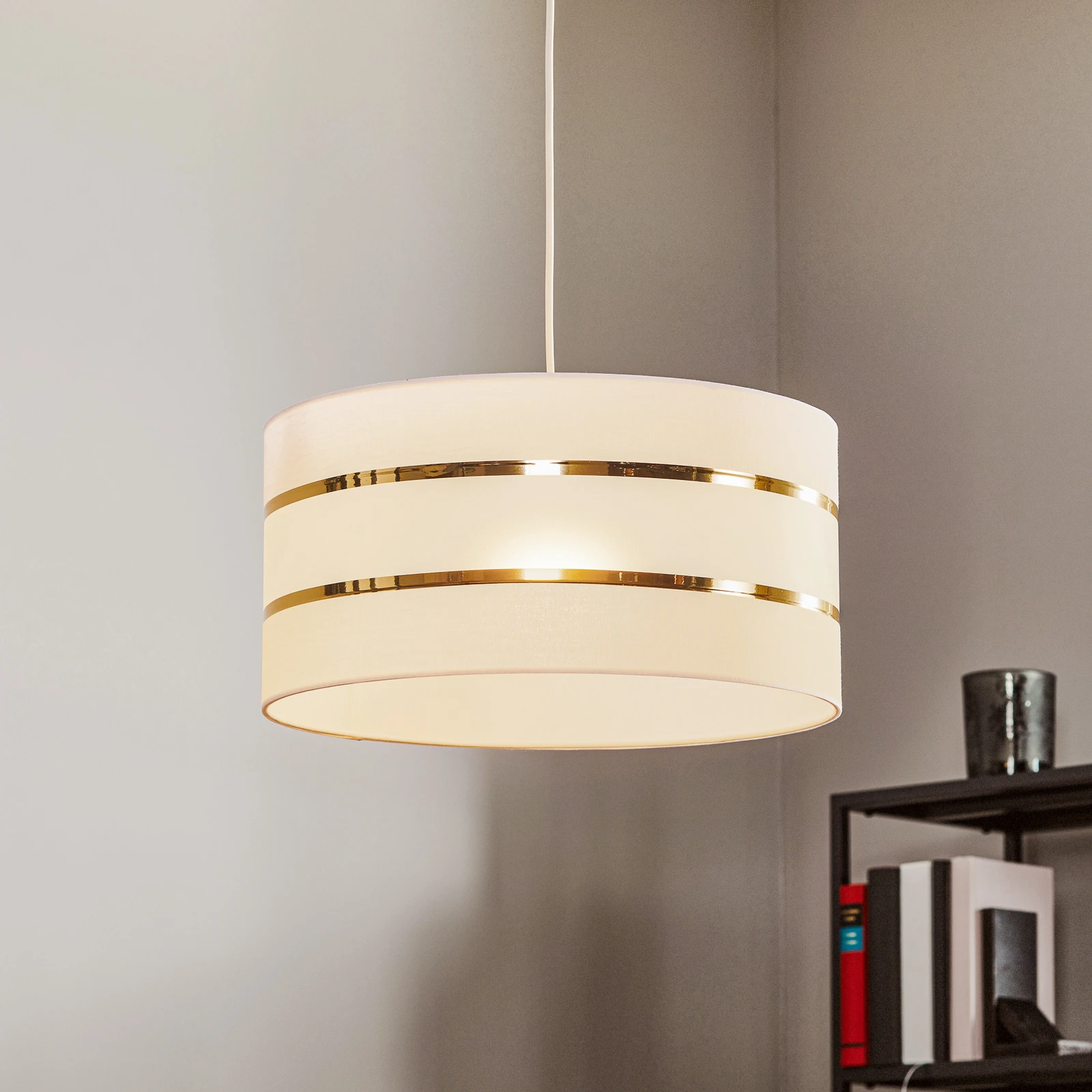 Suspension Laiton/fer Avec Abat-jour Céramique Découpée - Blanc/or - 40 Cm - E27
