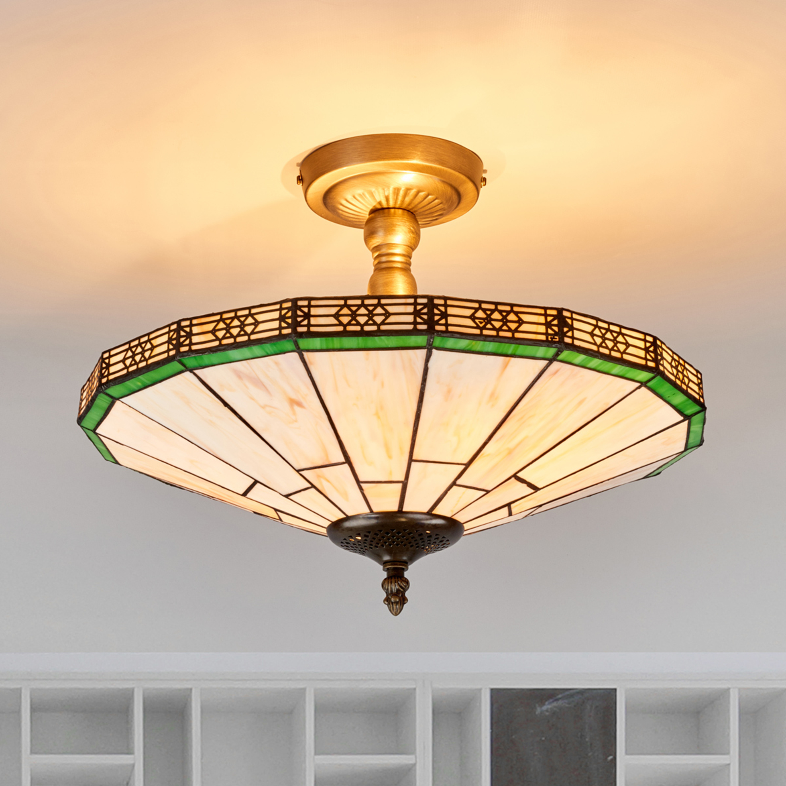 Tiffany-style New York ceiling light