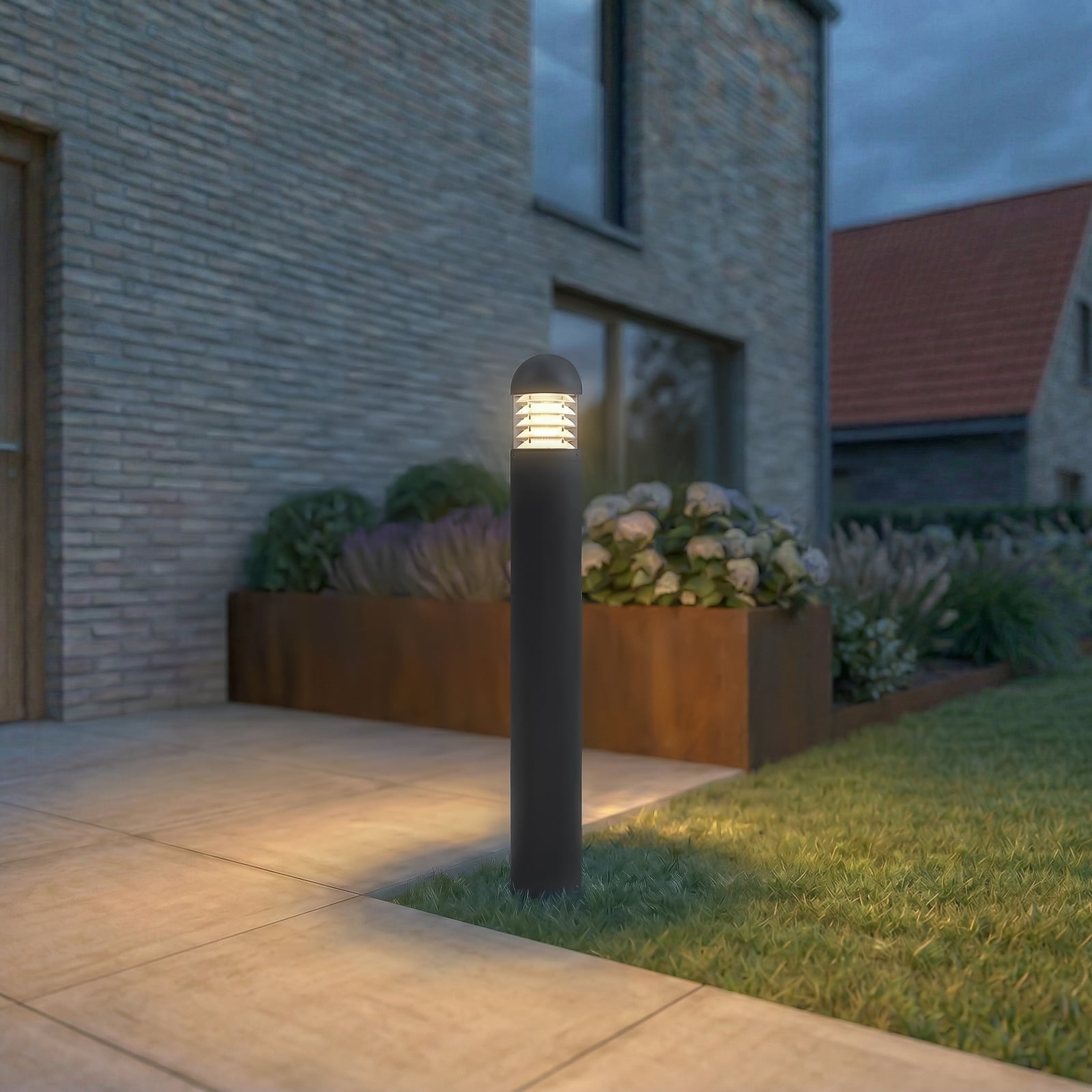 Skagena LED-gatelampe, høyde 90 cm, IP54, aluminium, antrasitt - Lucande