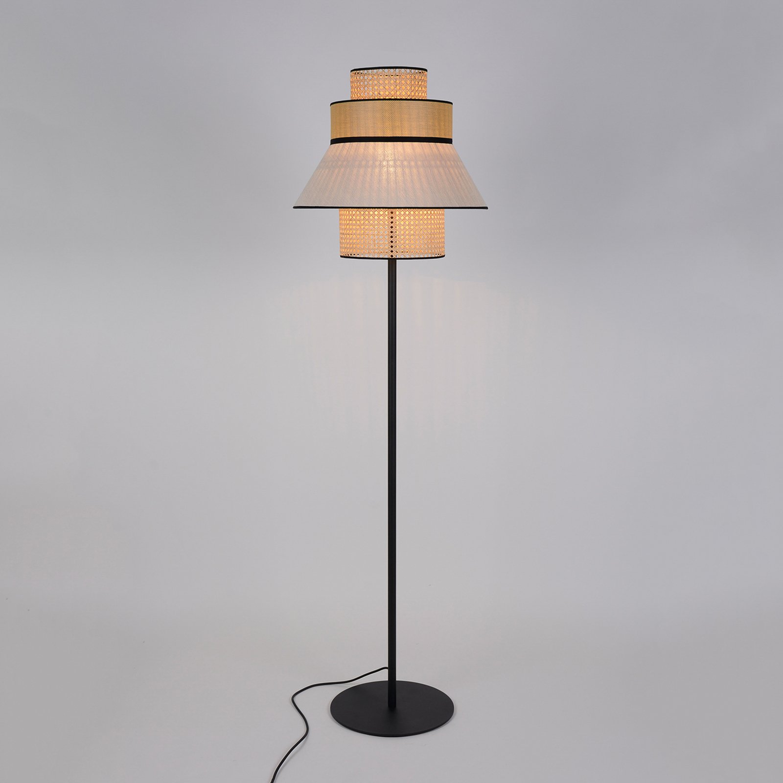 Singapour Außen-Stehleuchte, sand/honey - MARKET SET Singapour Außen-Stehleuchte, sand/honey - MARKET SET