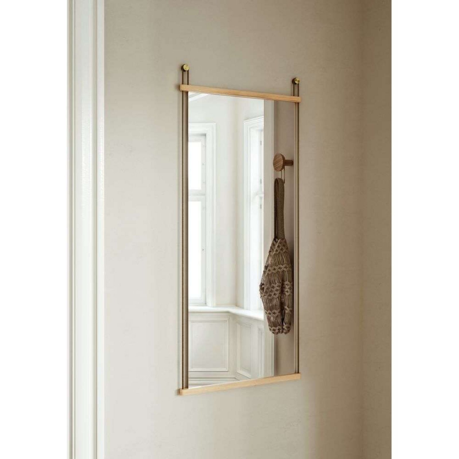 Suspended Mirror Large Stejar/Satin Alamă - Woud