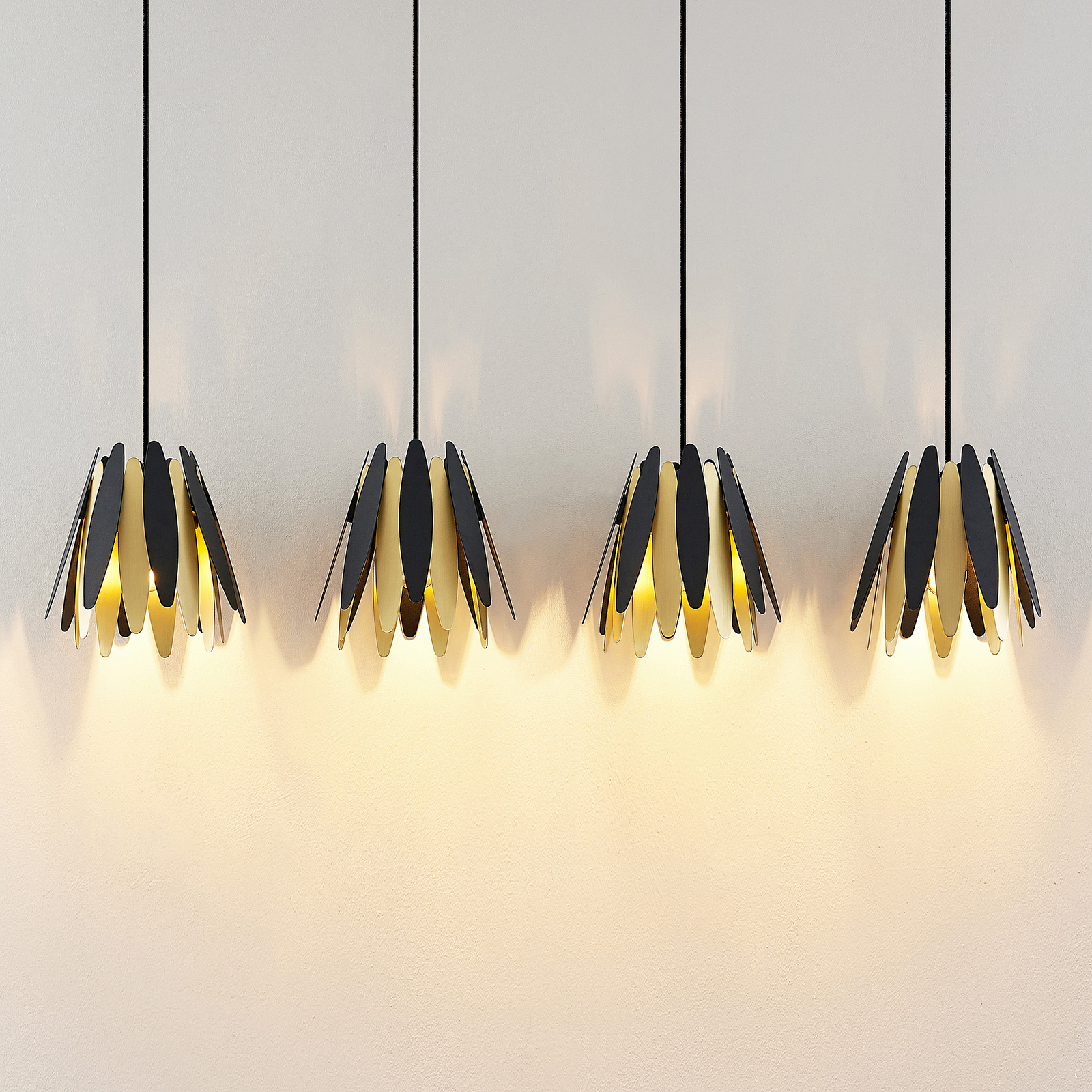 Lucande Lounit hanglamp, zwart-goud, 4-lamps