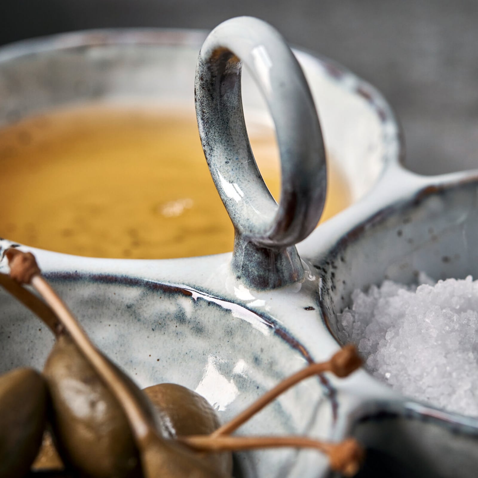 HDRustic Piatto da portata grigio 20x20x9 cm in ceramica - House Doctor