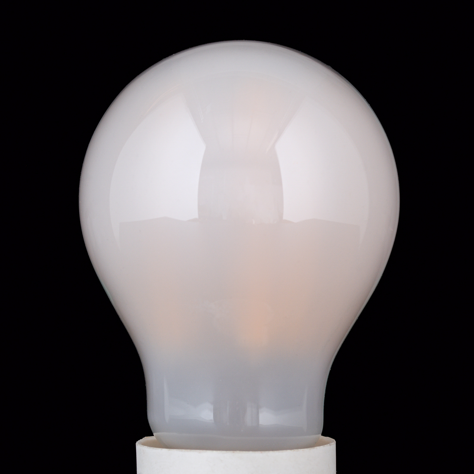 LED lamp E27 A60 mat 15W 827 2000lm dimbaar