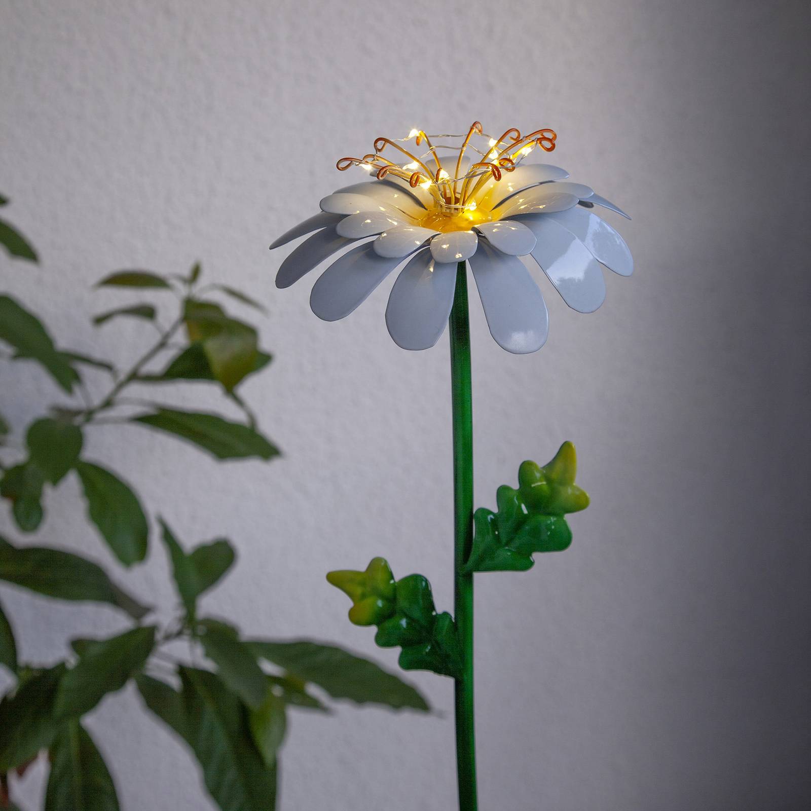 Daisy LED napelemes lámpa százszorszép alakú