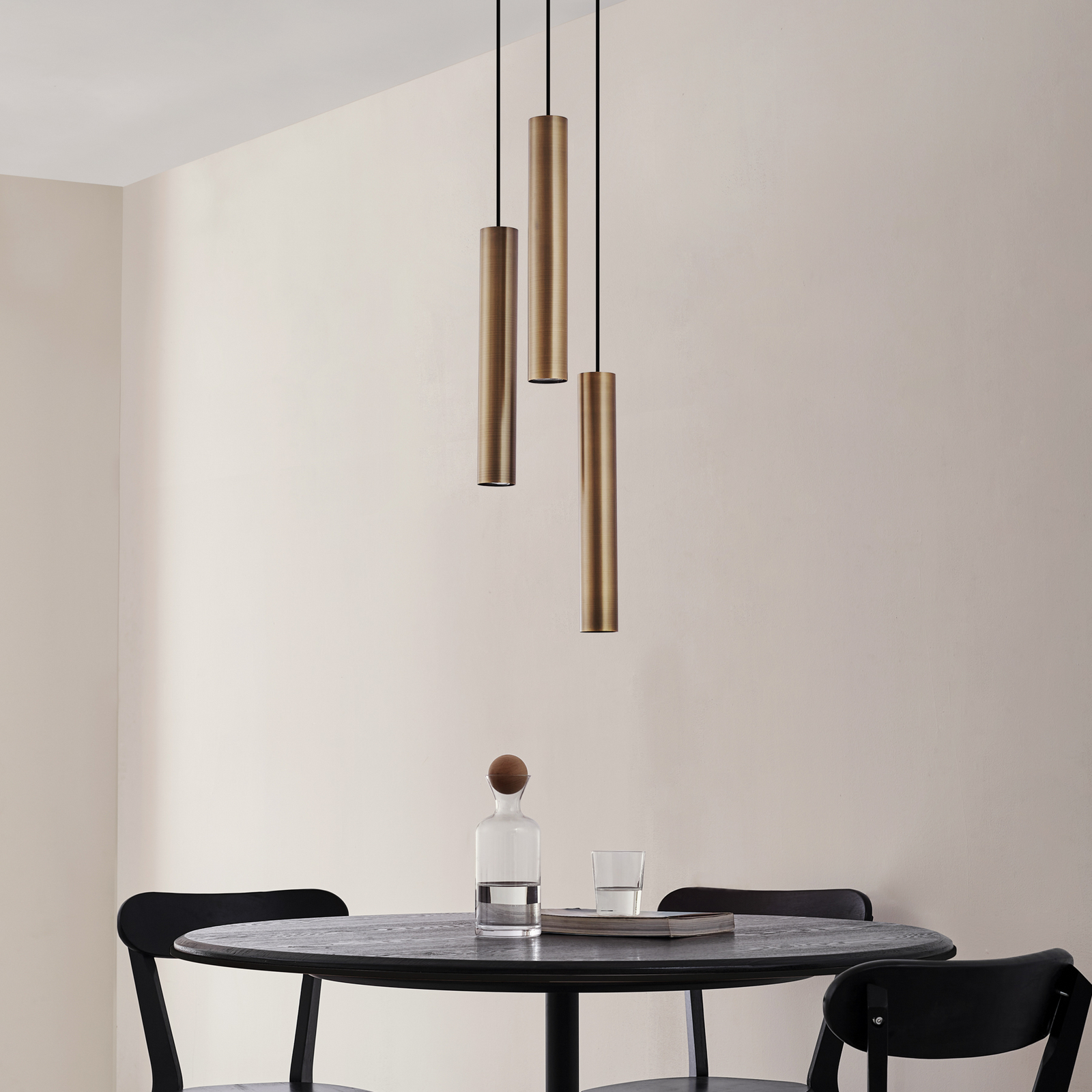 Lampada a sospensione Lindby Joffrey, Ø 24 cm, ottone, a 3 luci, GU10