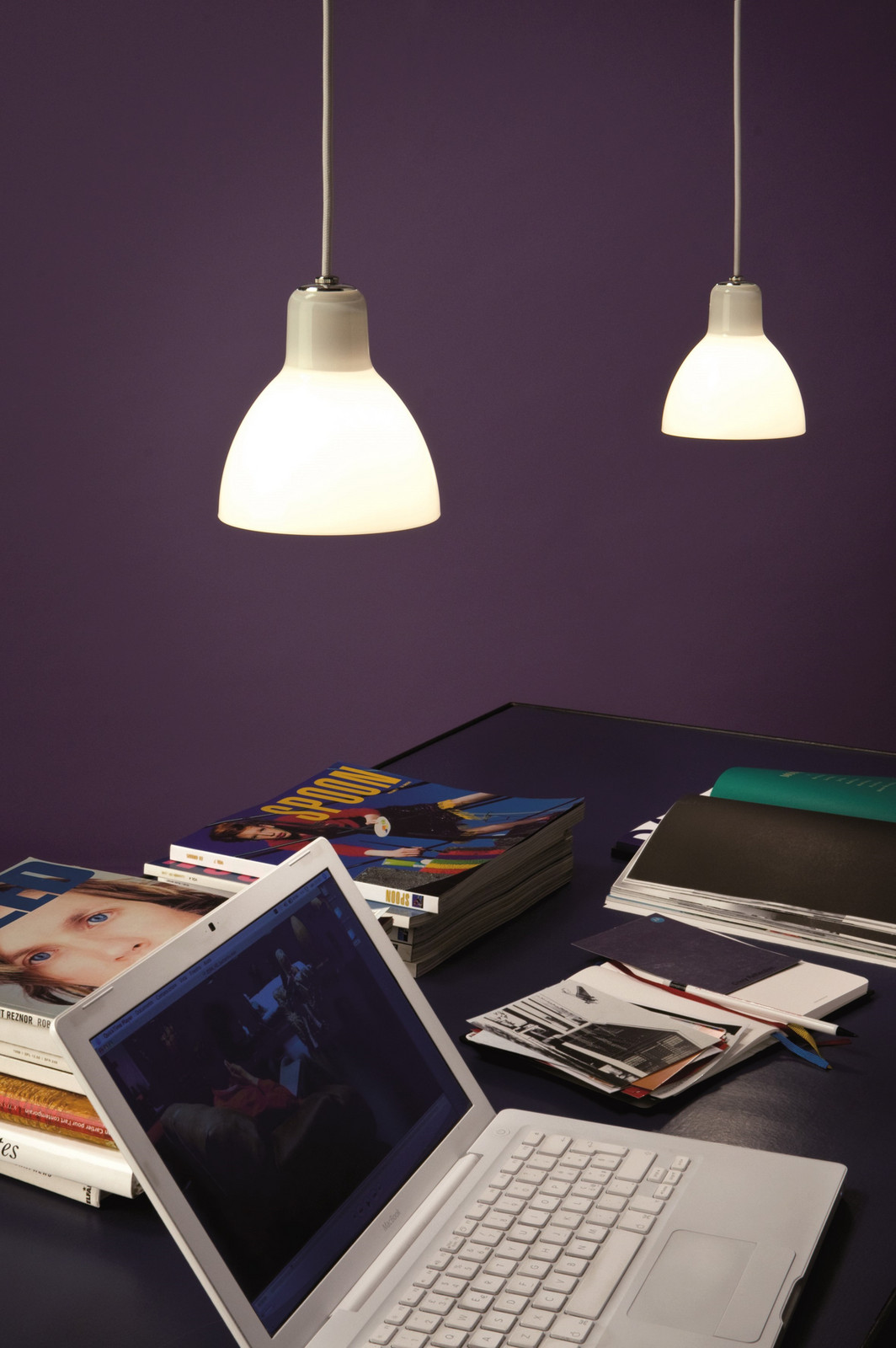 Luxy H5 Pendel Glossy Black Rotaliana - Spisestue - Metal