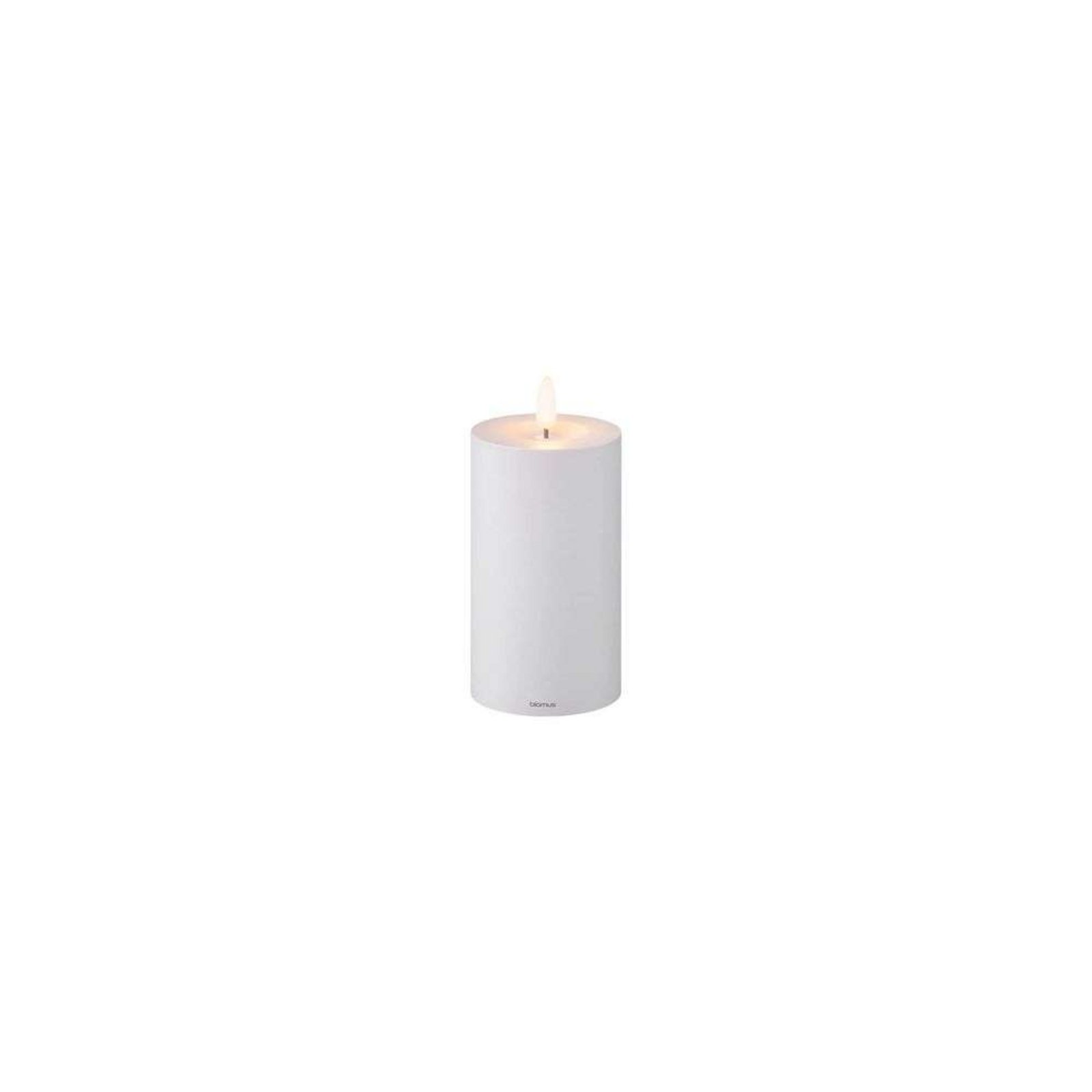 Noca LED Pillar Candle M Micro Chip - Blomus