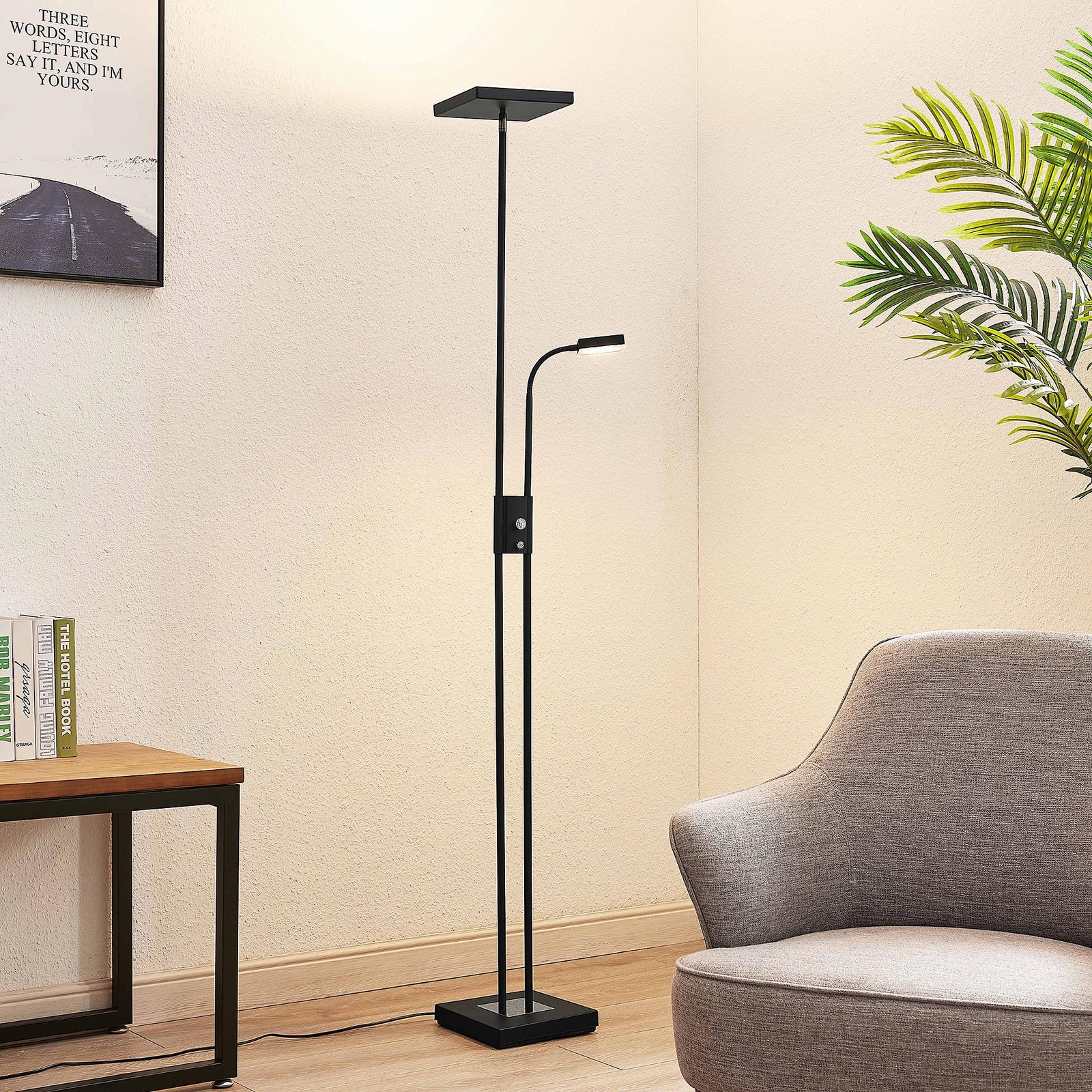 Lindby Seppa LED stojací lampa, hranatá, černá