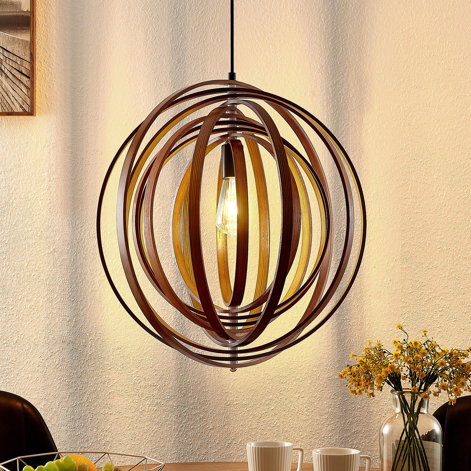 Lindby Tiagon függő lámpa, rétegeltfa-gyűrűk barna