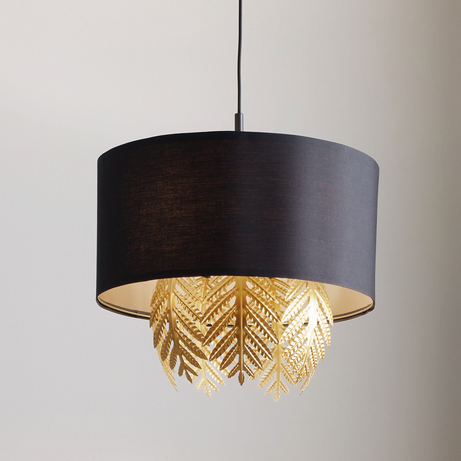 Lucande Malviras lampă suspendată decor frunze 1 bec. - Camera de zi / sufragerie - design - negru auriu - Țesătură / Textil