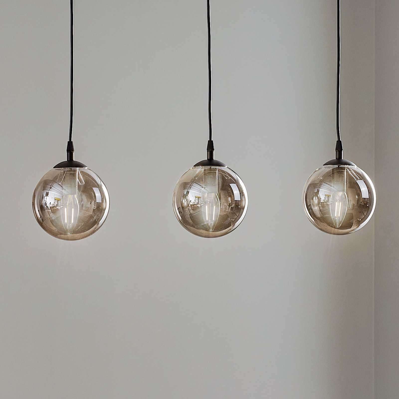Glassy hanging light 3-bulb straight graphite