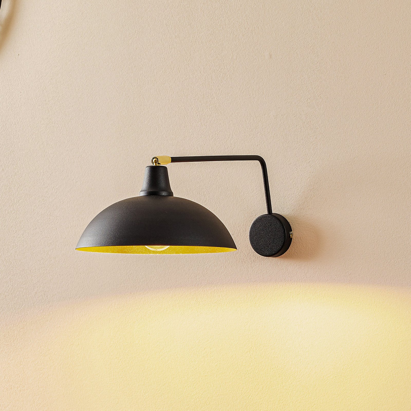 1036 wall light, 1-bulb, black and gold