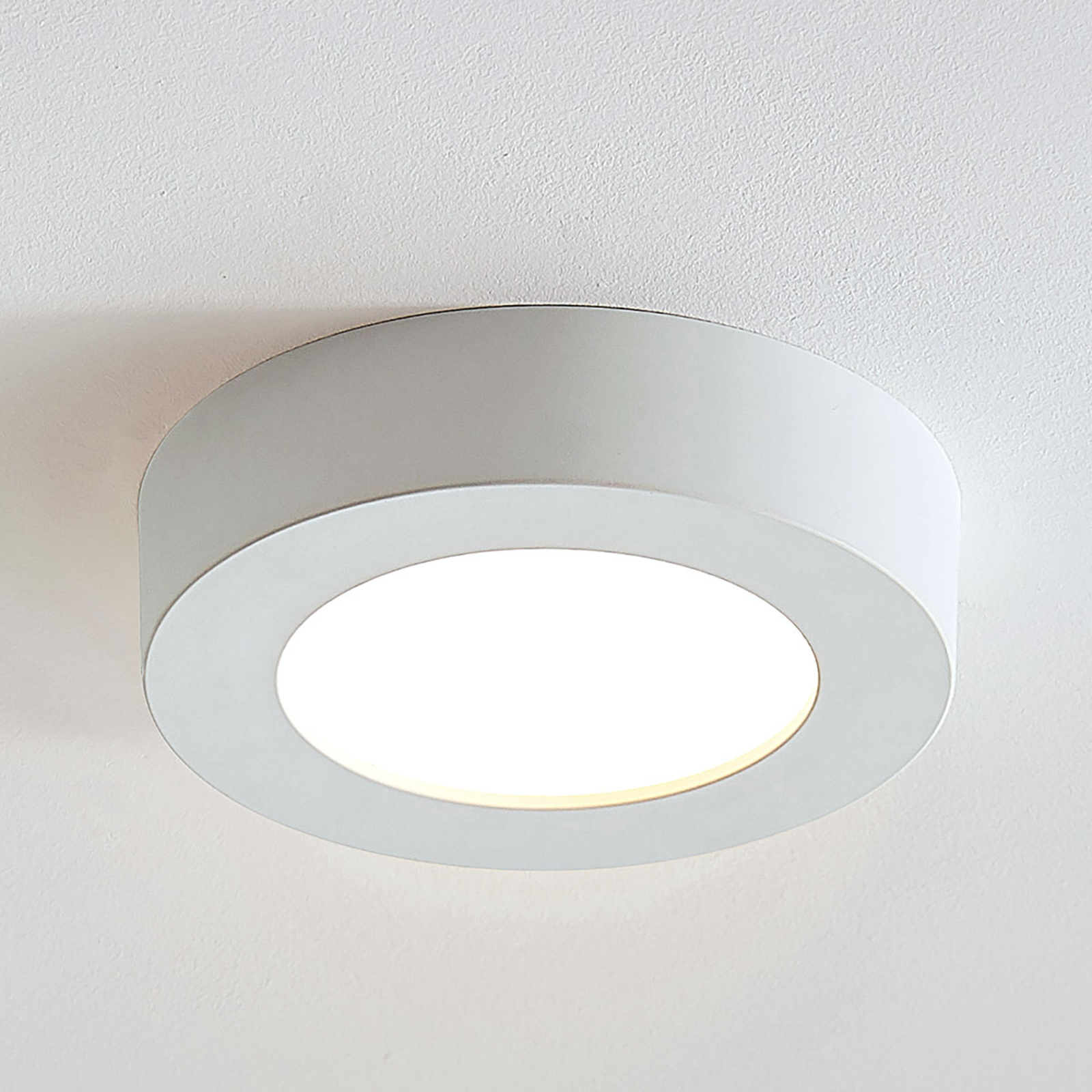 LED-taklampe Marlo, hvit, 3 000 K rund 18,2cm