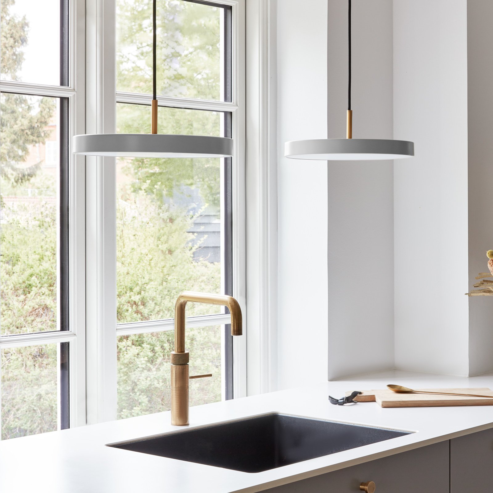 Asteria Pendant Medium Mist - UMAGE
