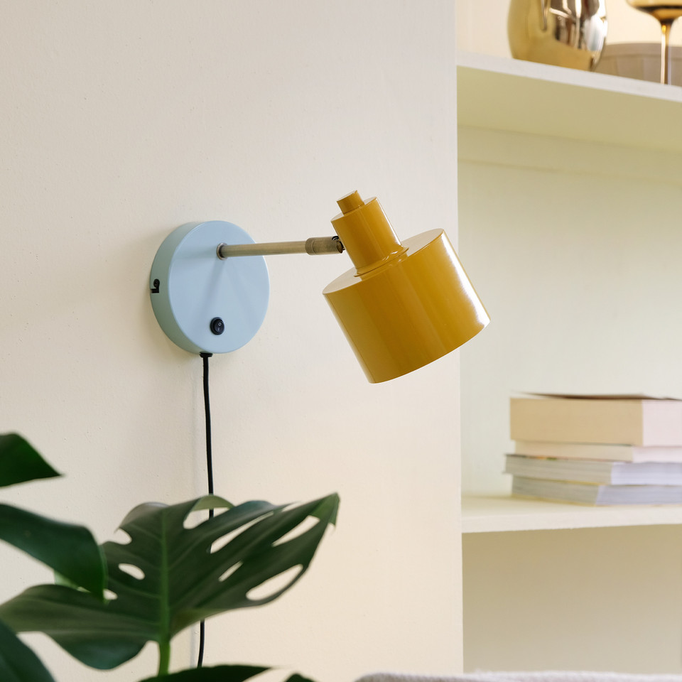 Dyberg Larsen Ocean Vägglampa Curry/Brass/Turquoise, blå från Dyberg Larsen
