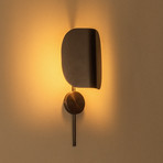 Audo wandlamp Wing, brons, 47 cm, stekker, verstelbaar