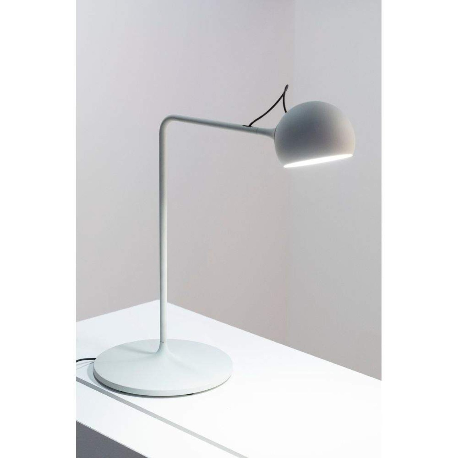 IXA Asztali Lámpa White/Grey - Artemide