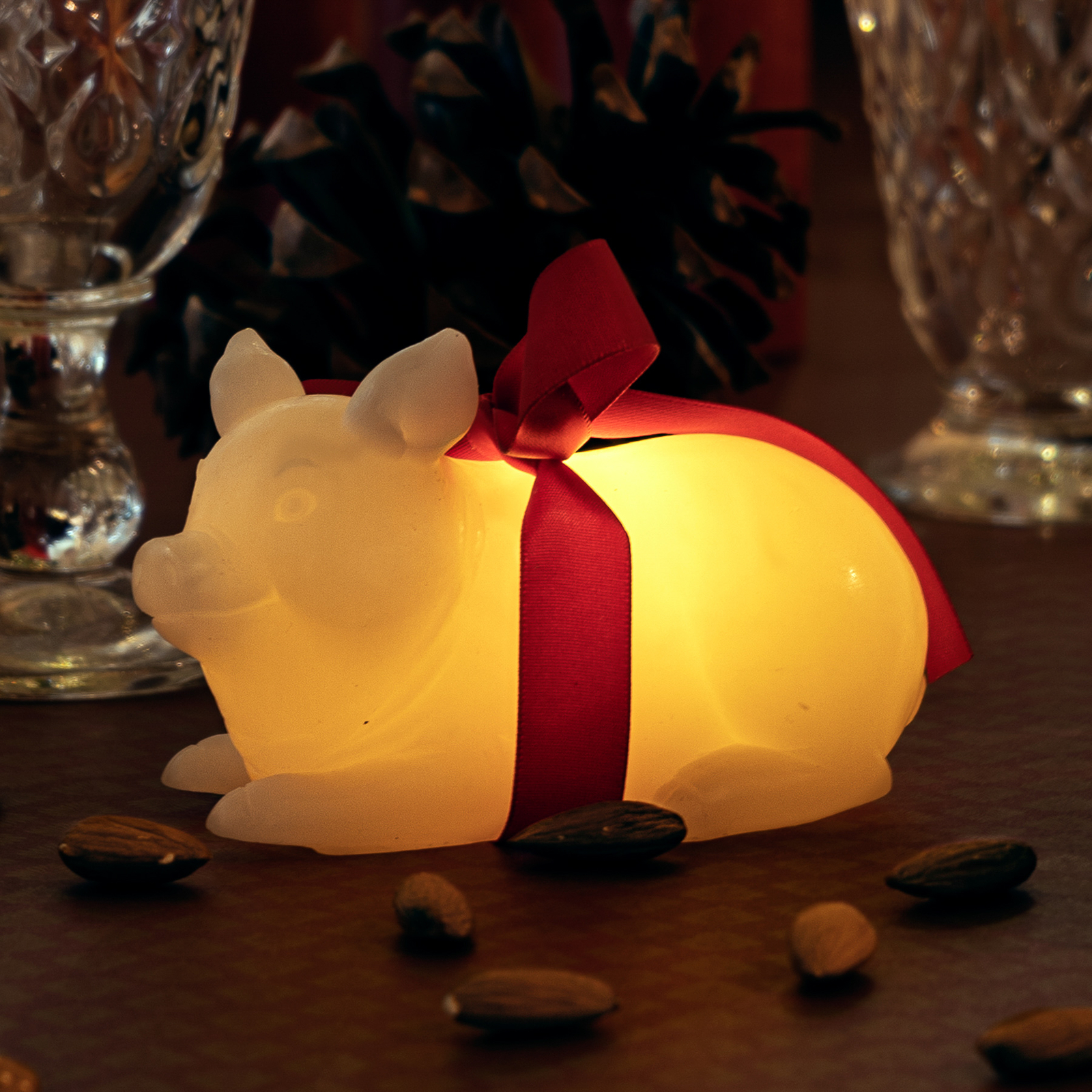 Emma Pig LED-koristelamppu vahasta valmistettuna