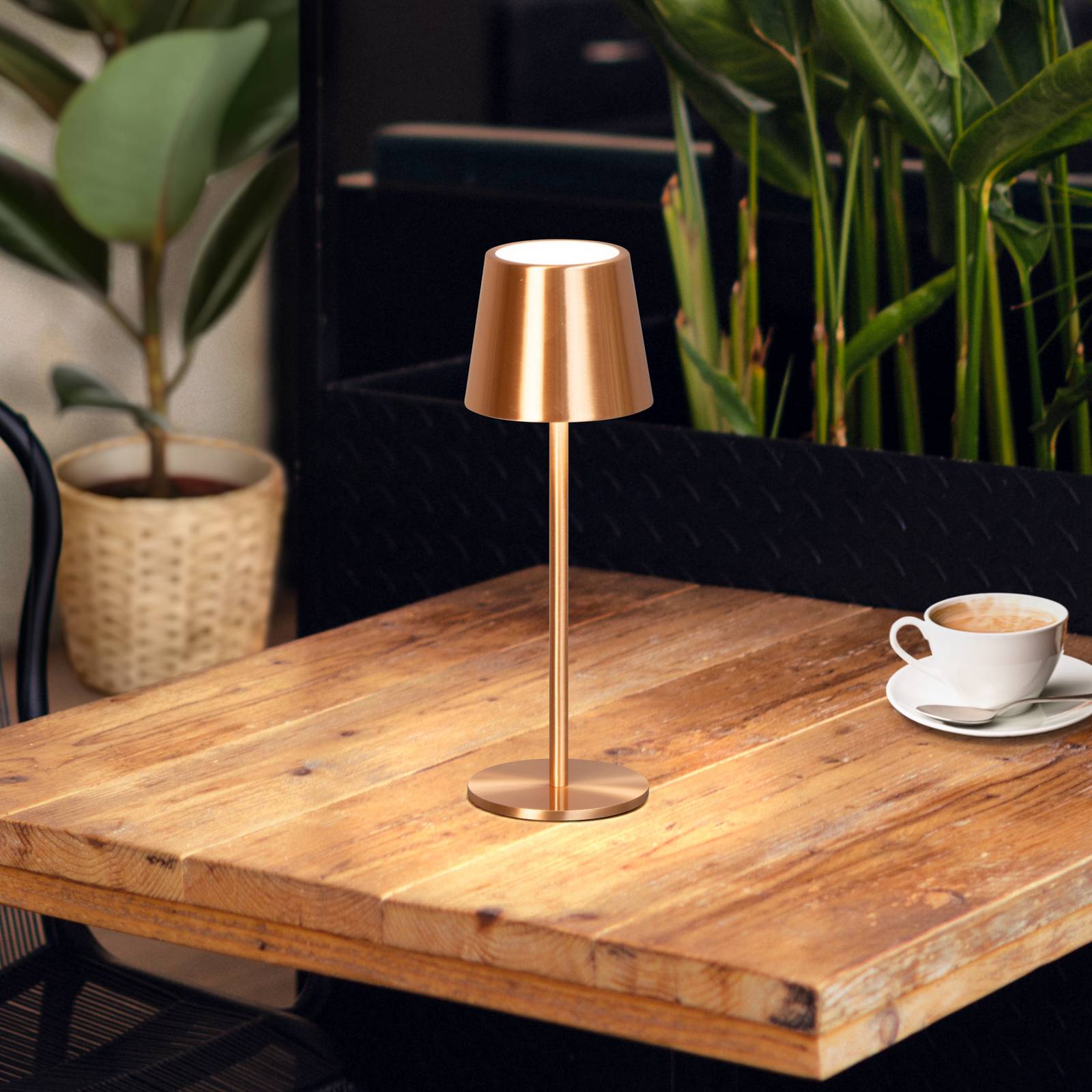 Lampa stołowa LED Roxi, kolor miedziany, metal, IP54, ściemniana