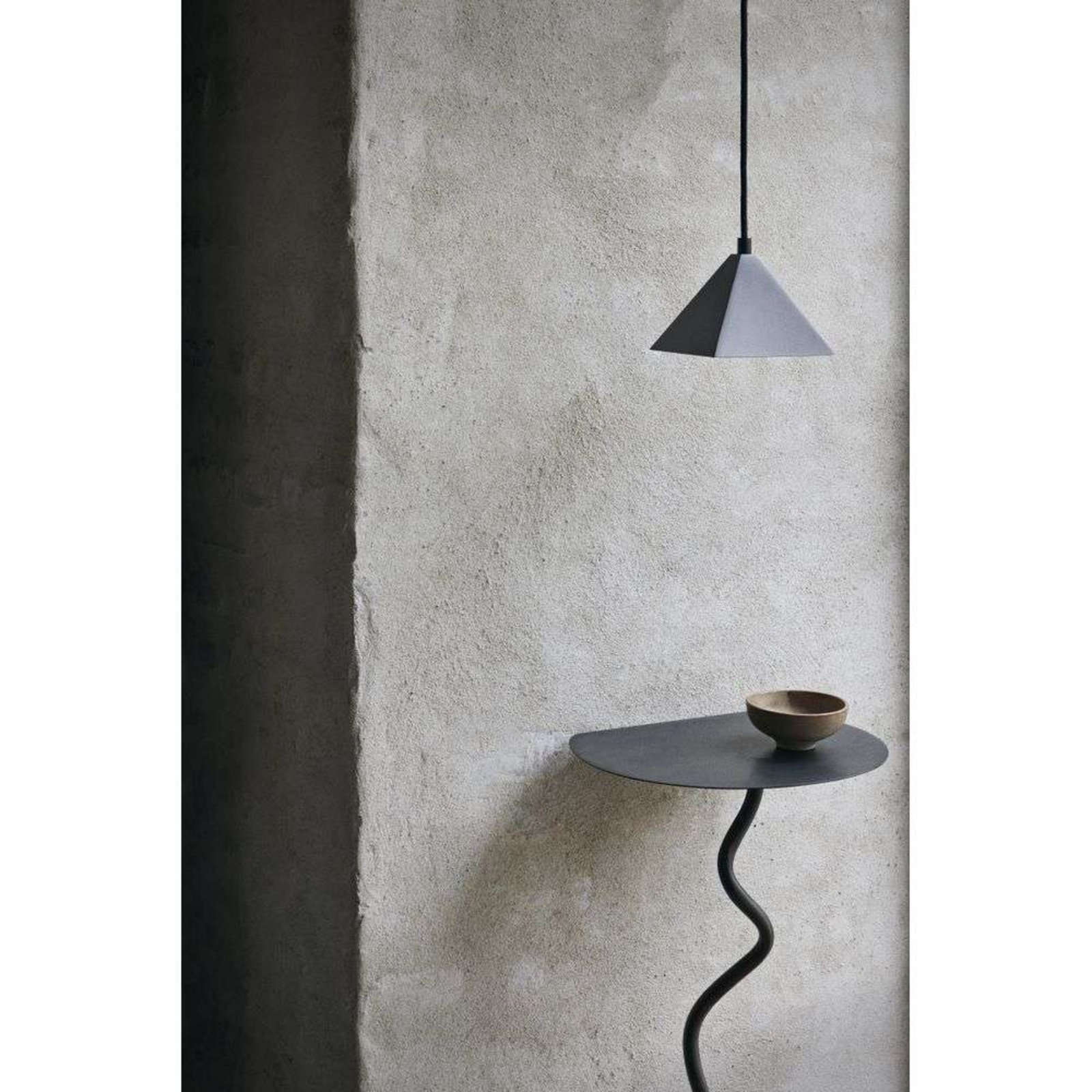 Kare Lustră Pendul Blackened Stainless Steel - ferm LIVING