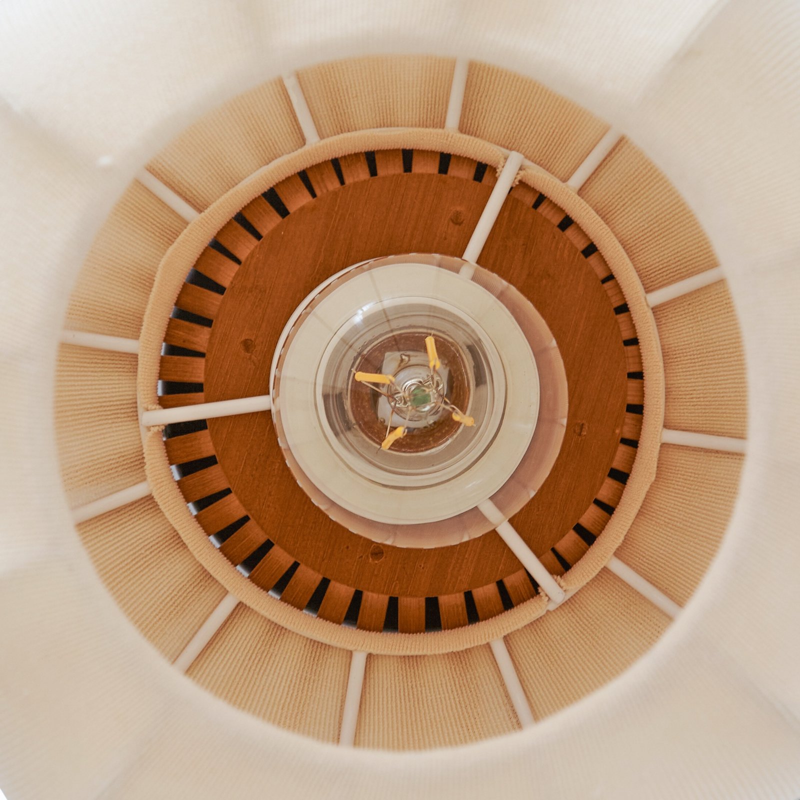 Stropní světlo Davella, Ø 50 cm, bambus, textil – Lindby