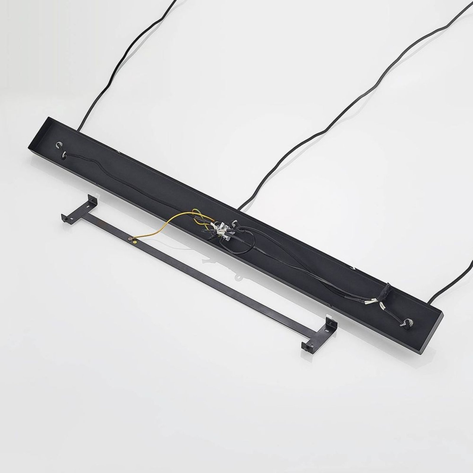 Tarjei Candeeiro Suspenso L120 Black/Gold - Lindby