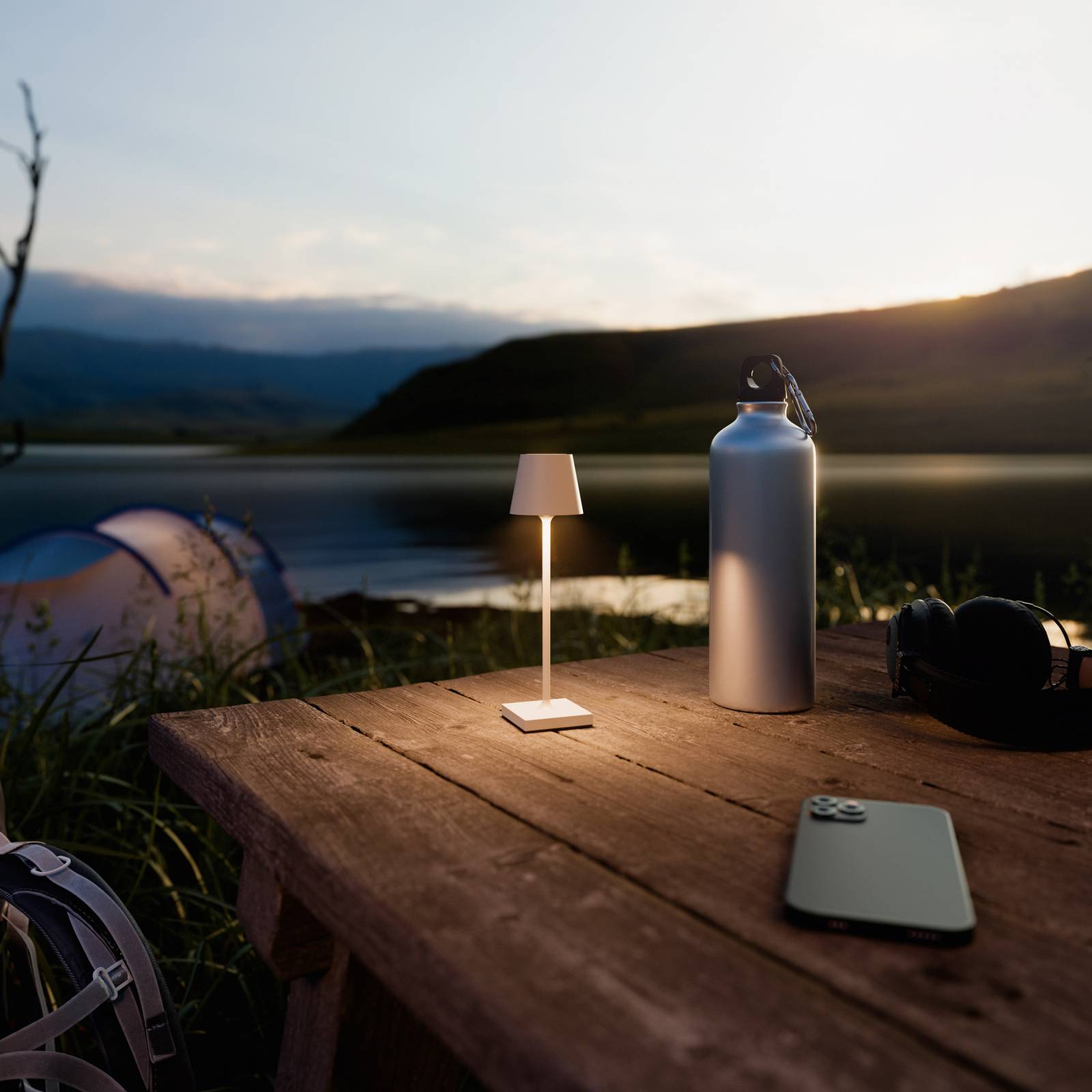 Sigor Nuindie pocket LED uppladdningsbar bordslampa dune beige