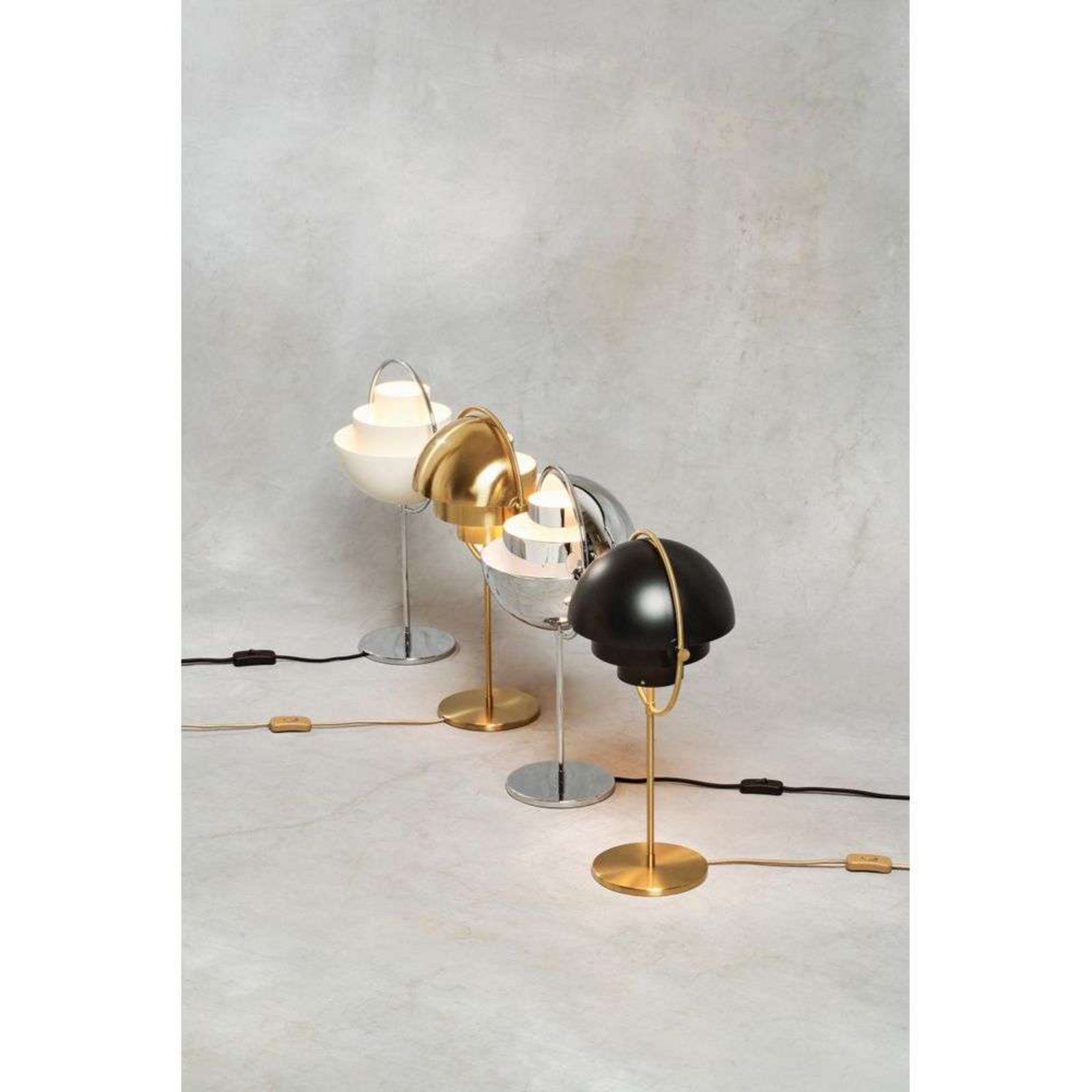 Multi-Lite Lampă de Masă Brass/Desert Sage - GUBI