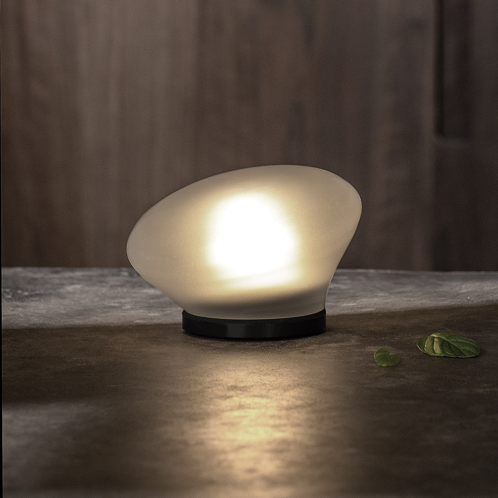 Karman Agua LED επιτραπέζιο φωτιστικό Ø13cm από γυαλί παγωμένο