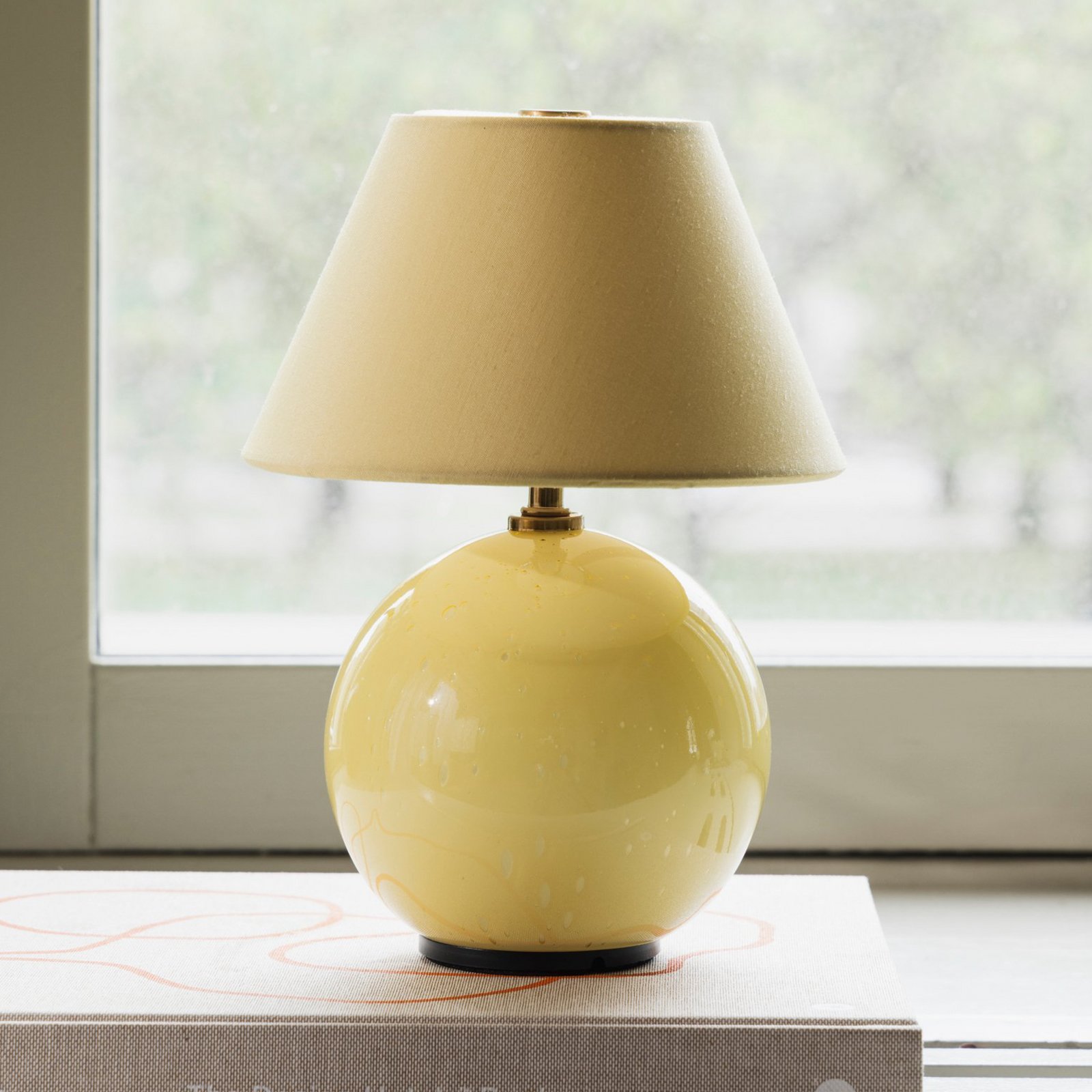 Globen Lighting akumuliatorinė stalo lempa IRIS, geltona/geltona, aukštis 23 cm