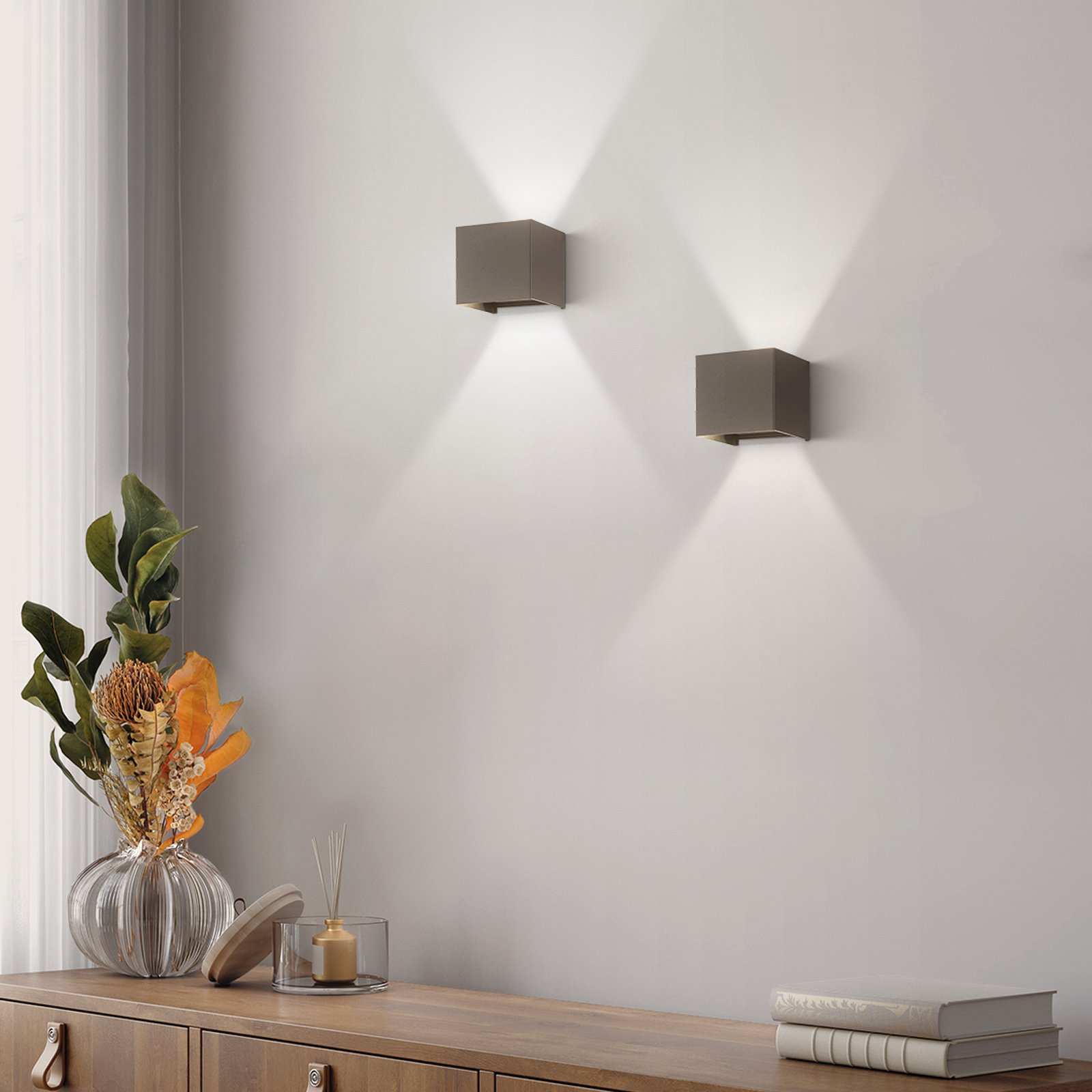 Sienas LED āra sienas gaisma, kubiska, melna Sienas LED āra sienas gaisma, kubiska, melna