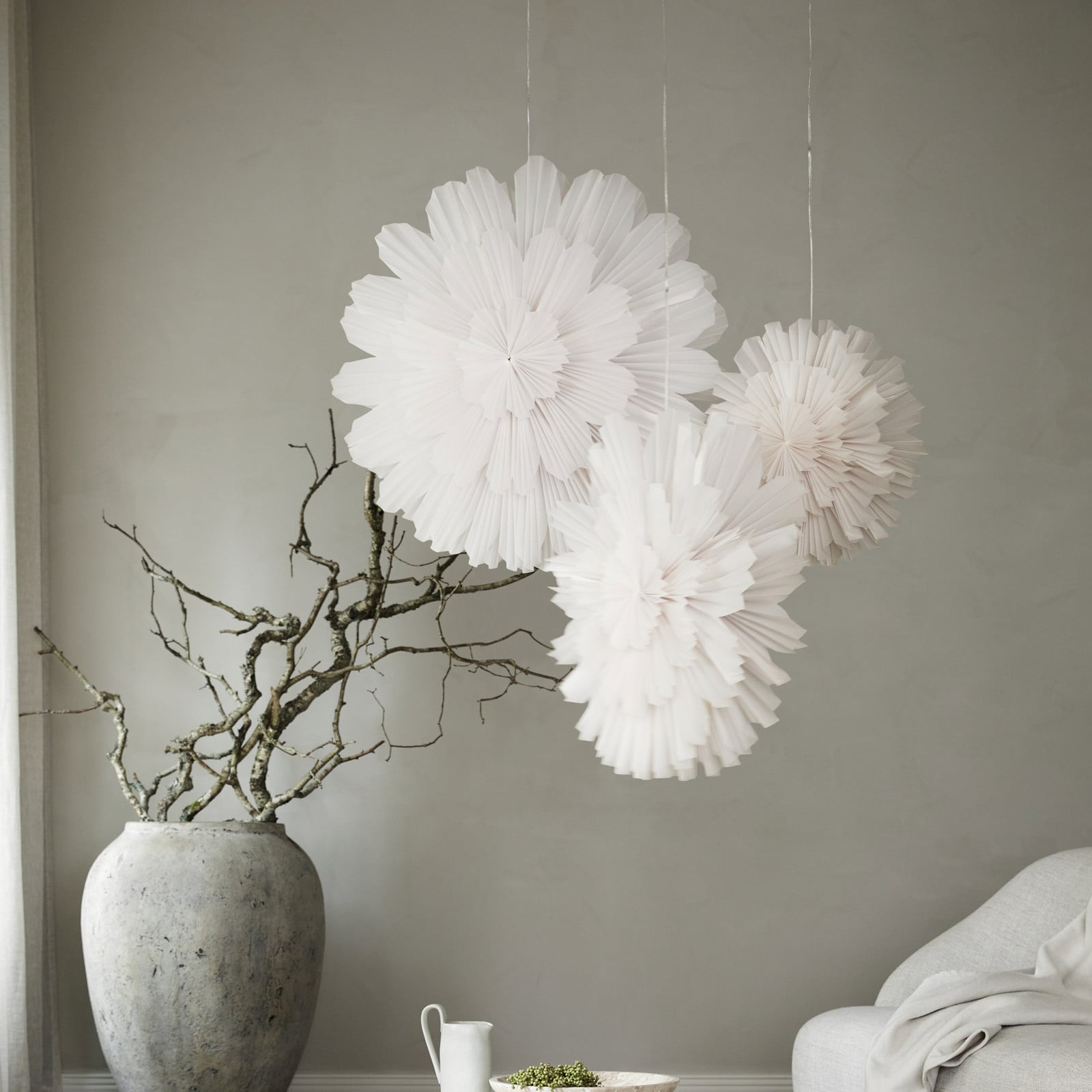 Snöblomma Papierstern, weiß, Ø68cm, Blumenform Watt & Veke - Wohnzimmer - Design - Papier / Karton