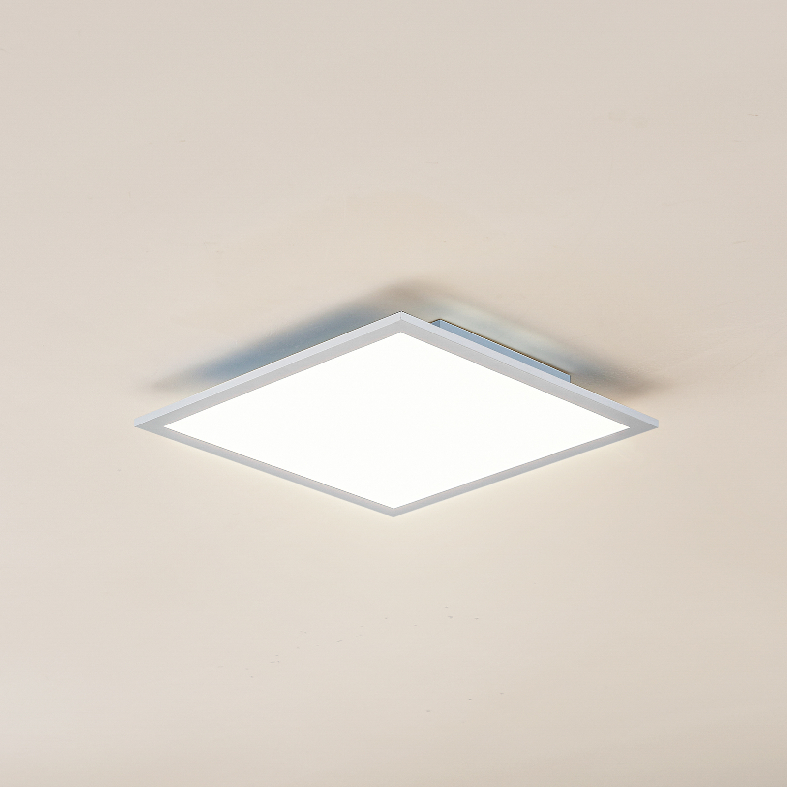 Lindby LED panel Enja, bílý, hliník, 39,5 cm x 39,5 cm