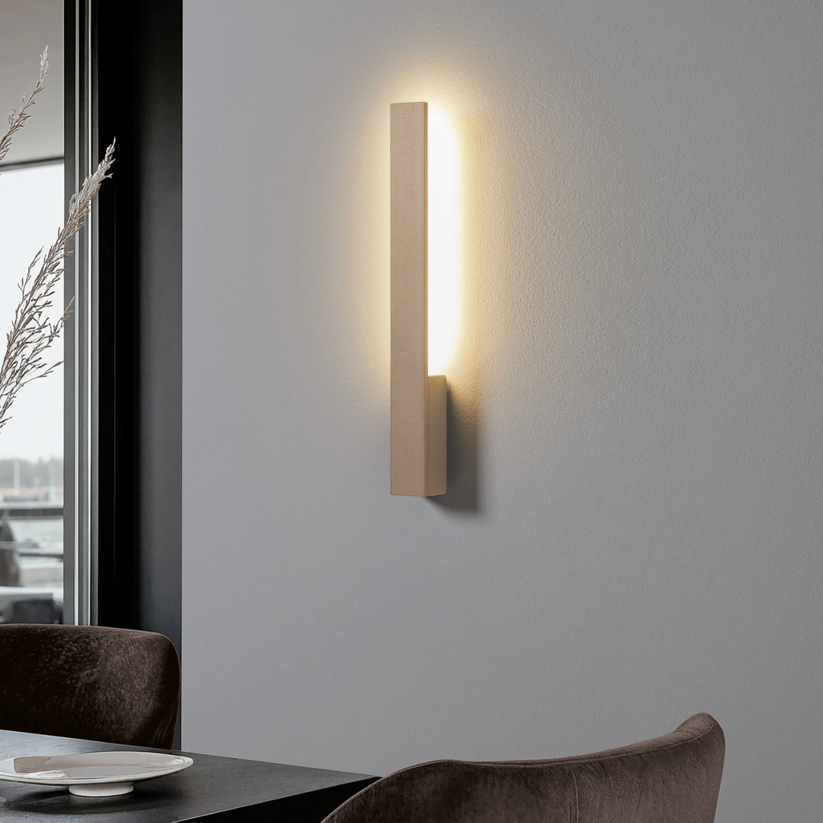 Arcchio Aplique de pared LED Ivano, beige, 43 cm de altura, metal