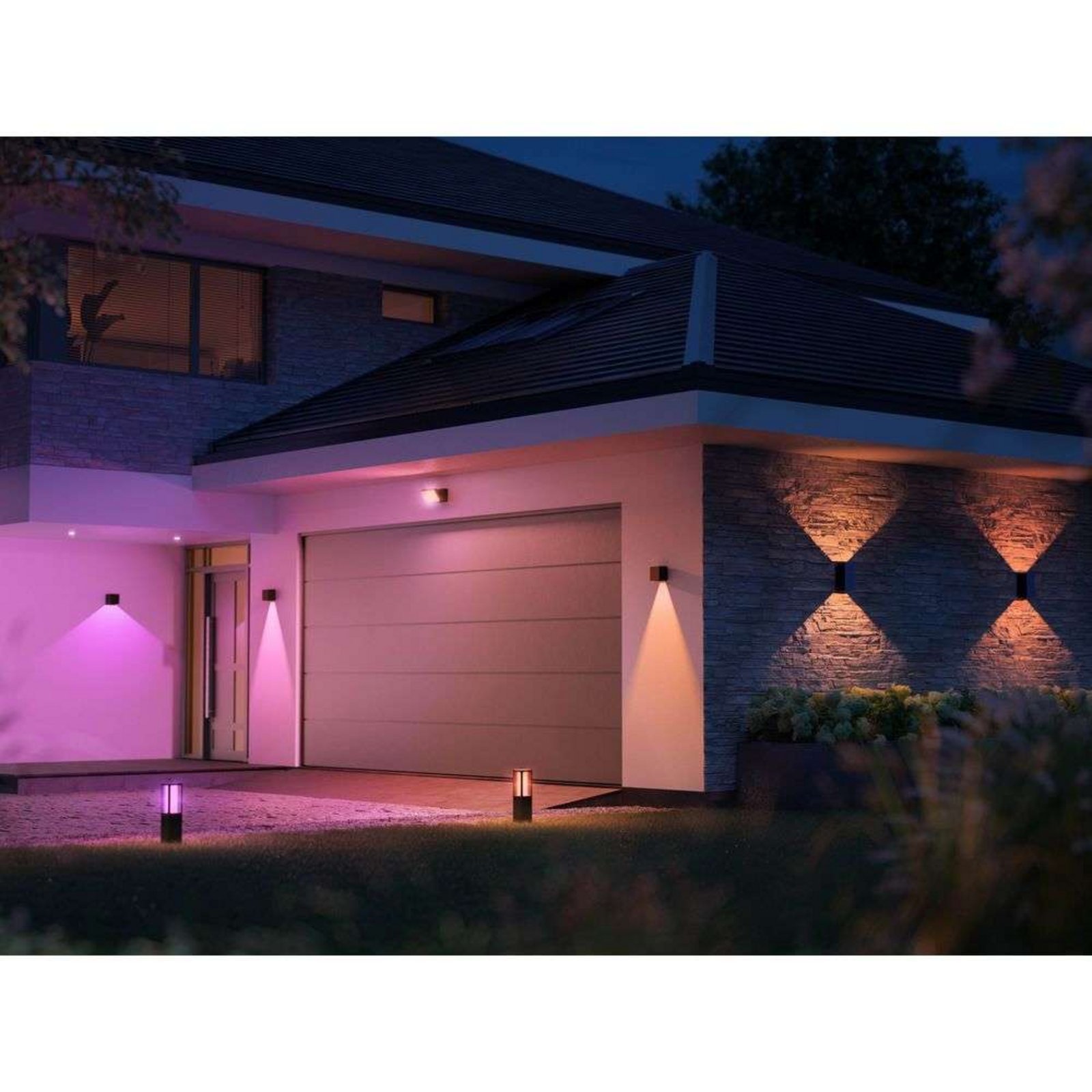 Resonate Hue Aplique Exterior White&Color Amb. Black - Philips Hue