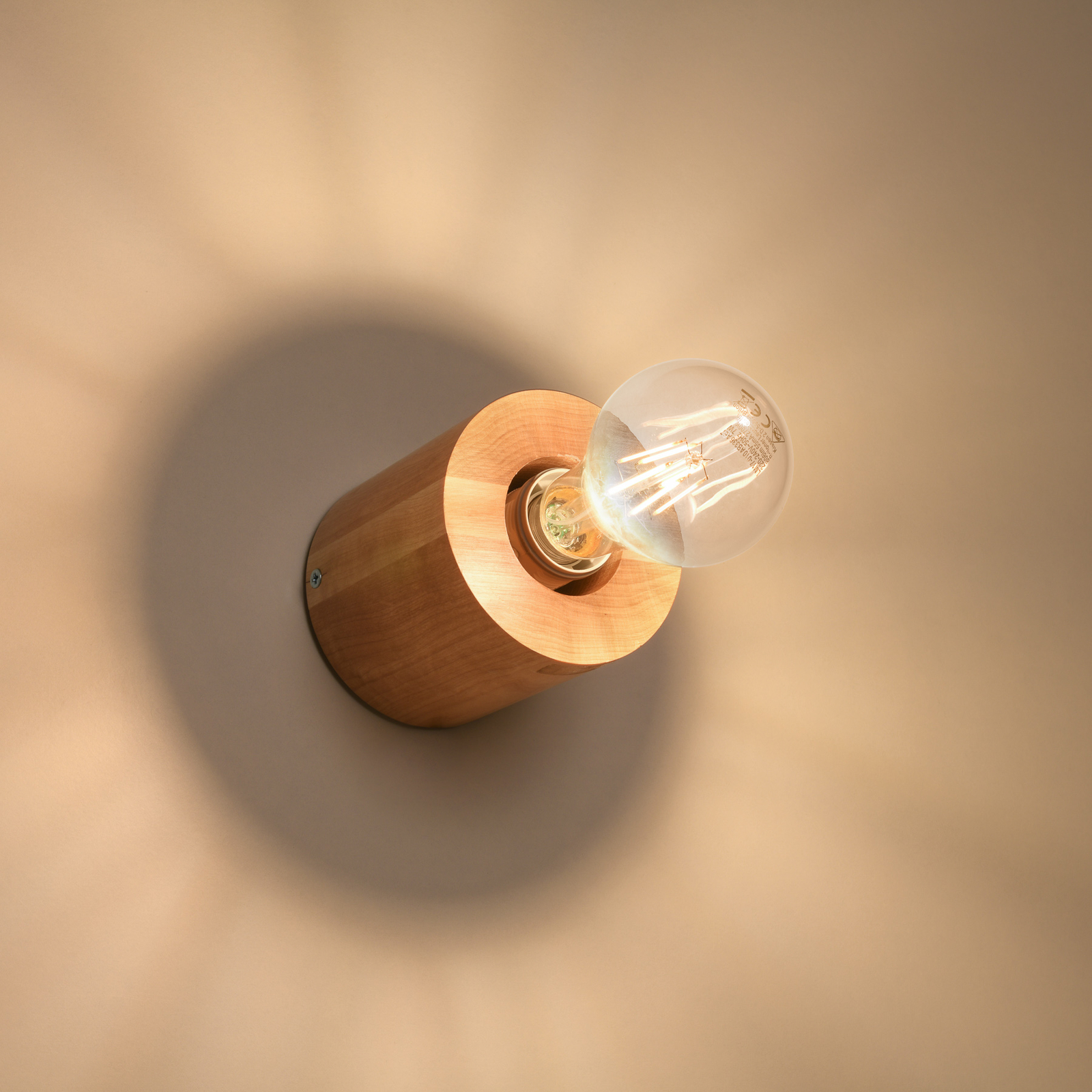 Envostar Peach Puff wandlamp, cilinder van hout