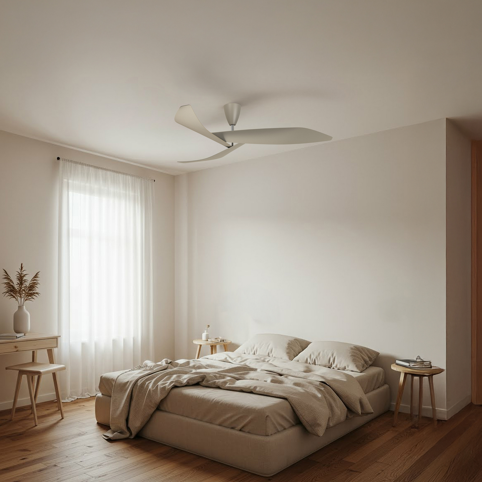 TRIANGEL LED stropni ventilator, tihi, Ø 132 cm, srebrni, DC - Lucande