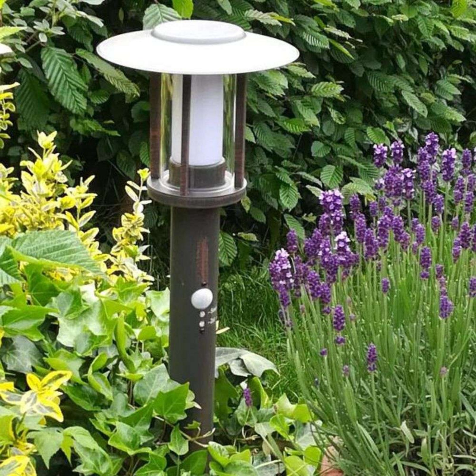 Pavlos LED Garten Leuchte w/Sensor Rust - Lindby