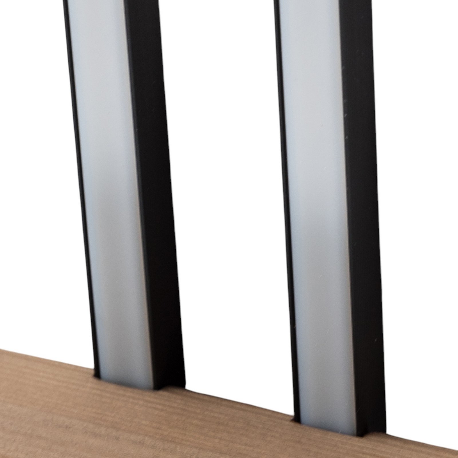 LED-Wandleuchte Flash, schwarz/kiefer, Höhe 90 cm, 2-flammig