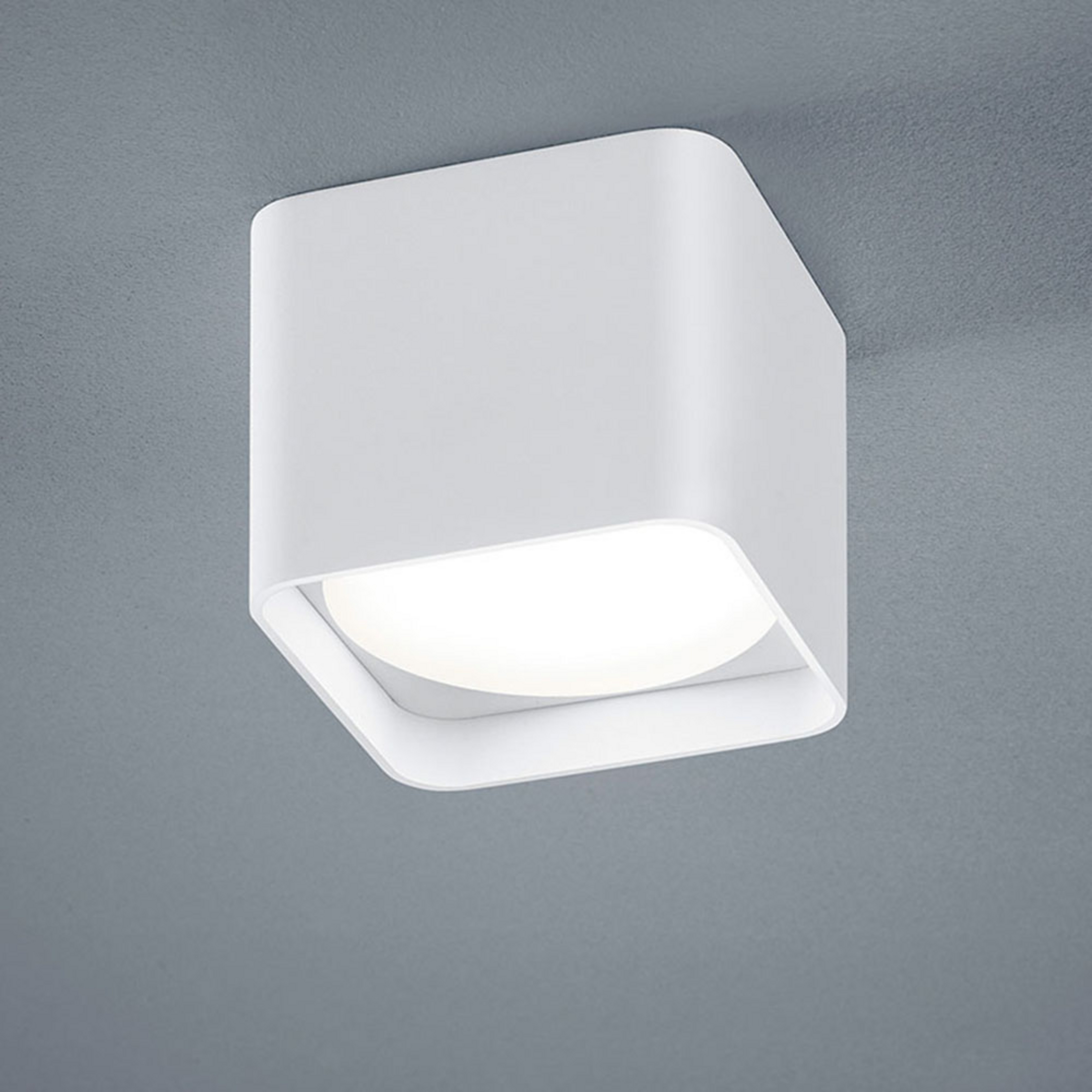 Helestra Dora plafonnier LED, angulaire, blanc mat
